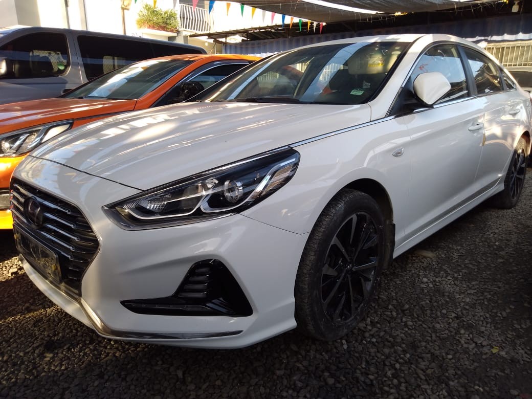 carros - HYUNDAI SONATA 2018 BLANCO 1