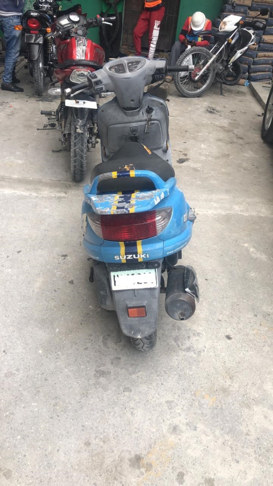 motores y pasolas - Pasola Suzuki AN125HK , 125cc, del 2008 en Bavaro 0