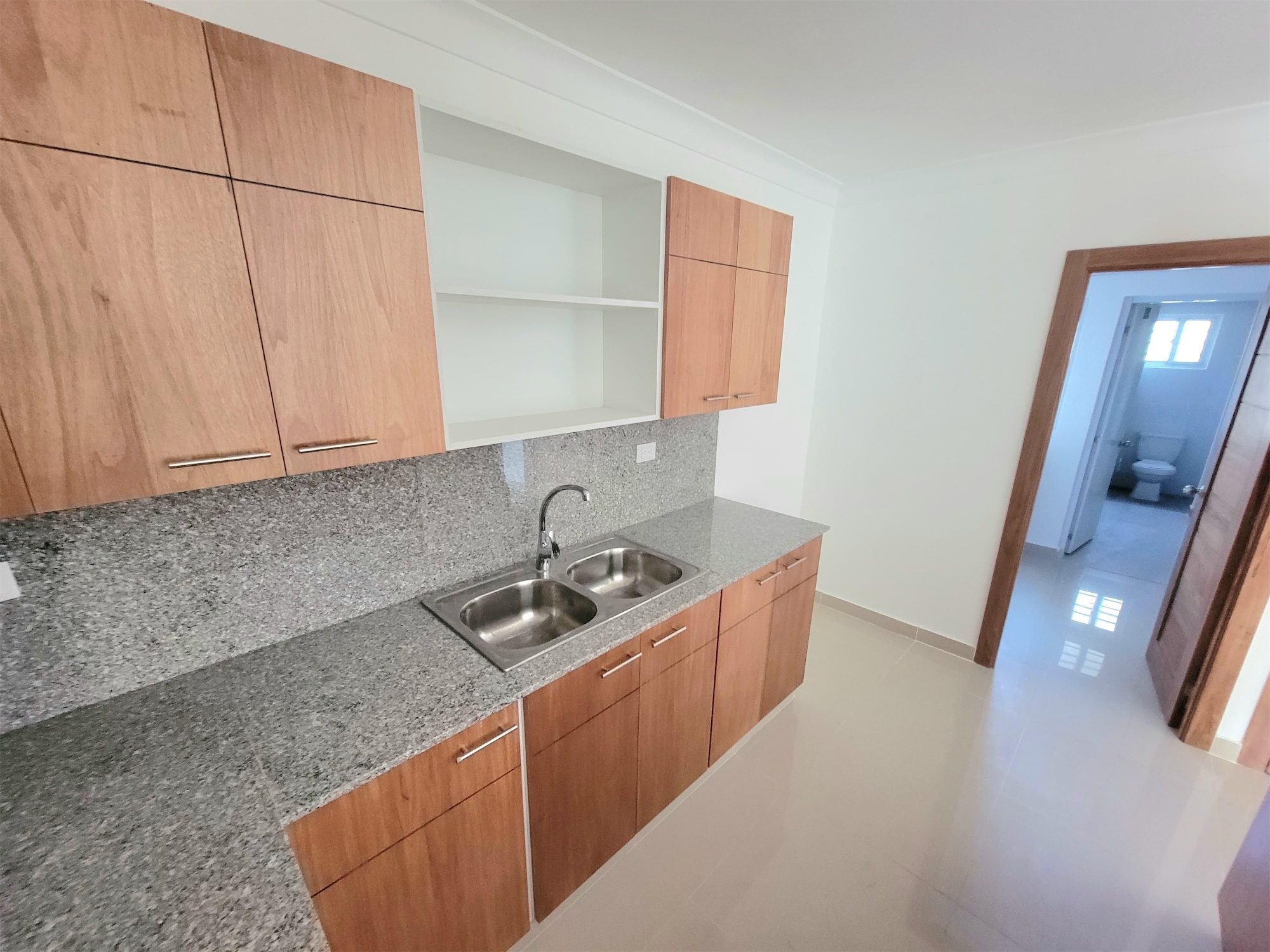 apartamentos - Vendo hermoso primer piso en el mirador del este próximo avenida ecológica  4