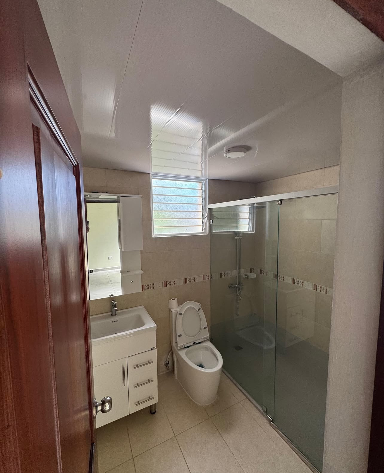 apartamentos - hermoso apartamento en buena zona en millón  2