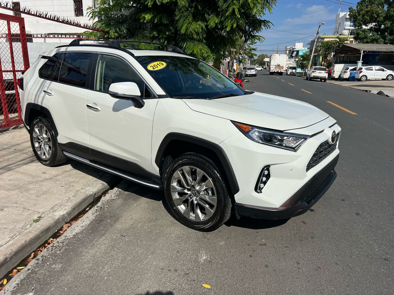 jeepetas y camionetas - toyota rav4  limited  5