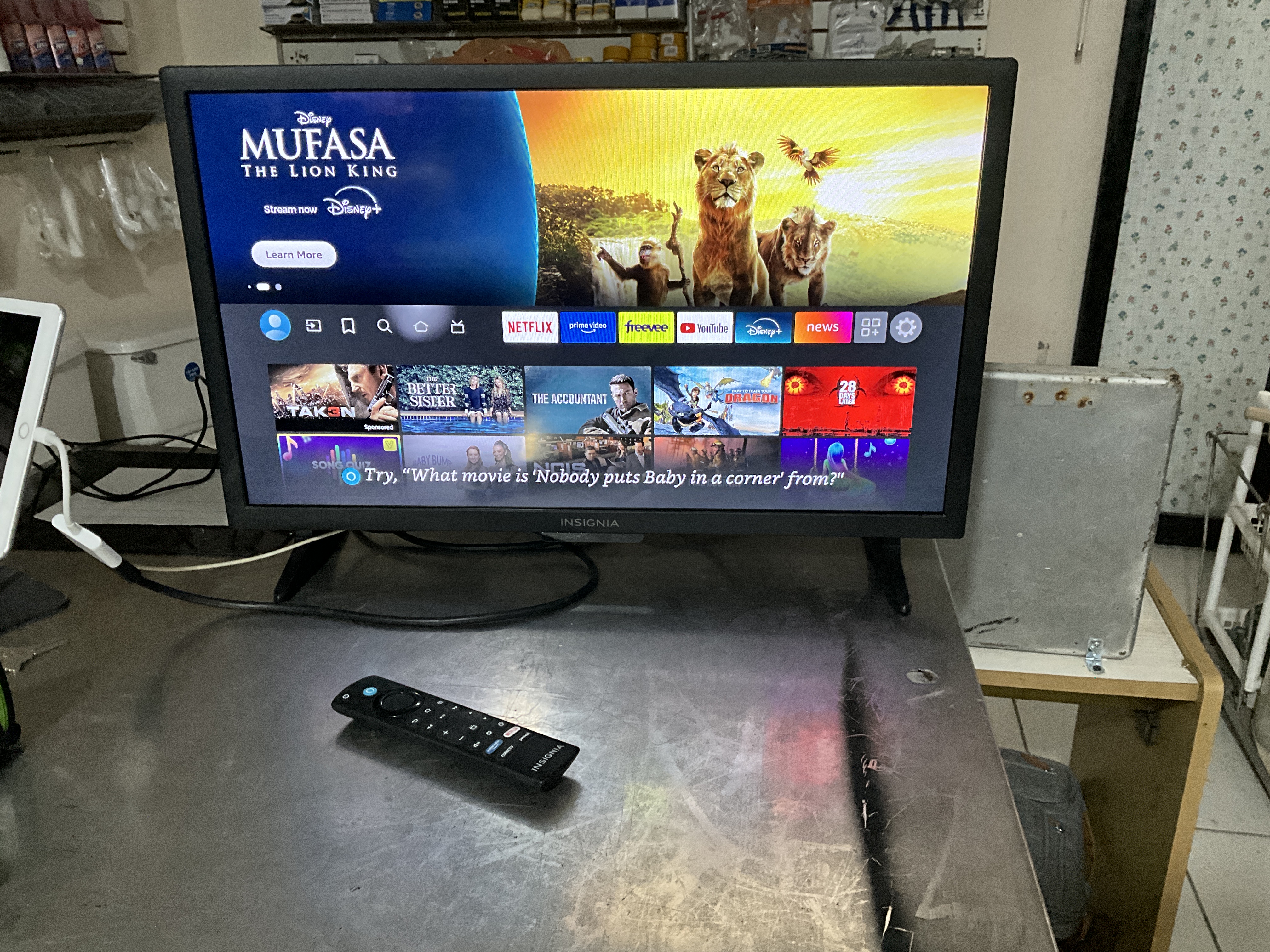 tv - VENDO INSIGNIA SMART TV