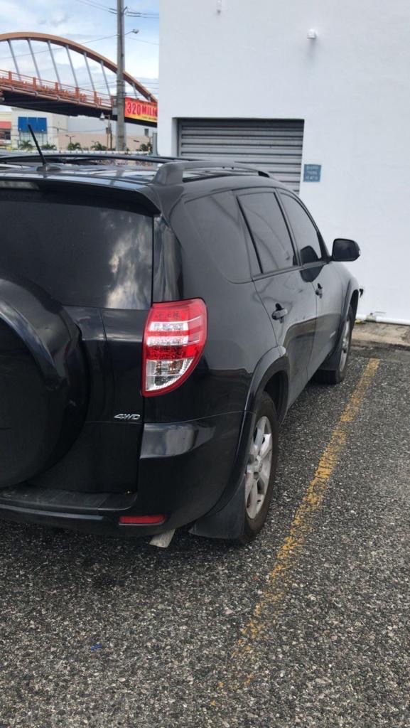jeepetas y camionetas - Rav 4 Limited , año 2012 0