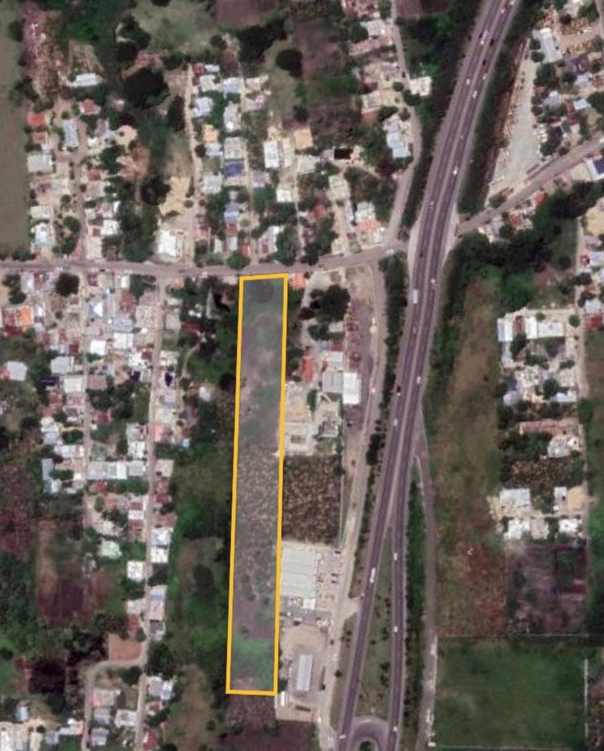 solares y terrenos - Terreno 10,689m2 Las Palomas Santiago 1