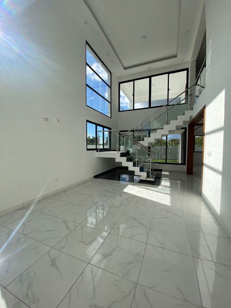 casas - Despampanante Casa en Proyecto Cerrado  2
