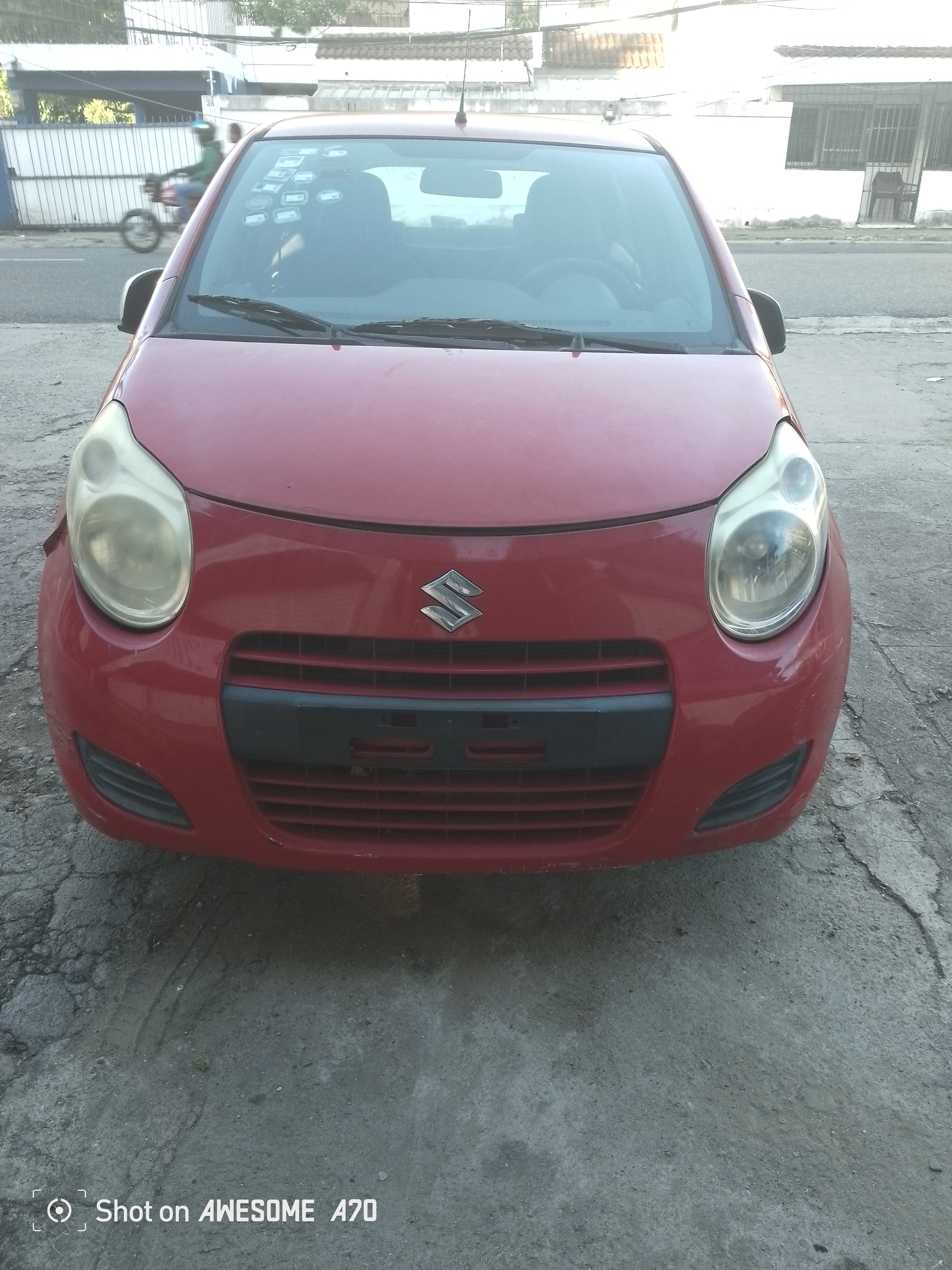 carros -  Suzuki Celerio.Oportunidad. Poco  uso de kilometraje.  Super ahorrador.  1