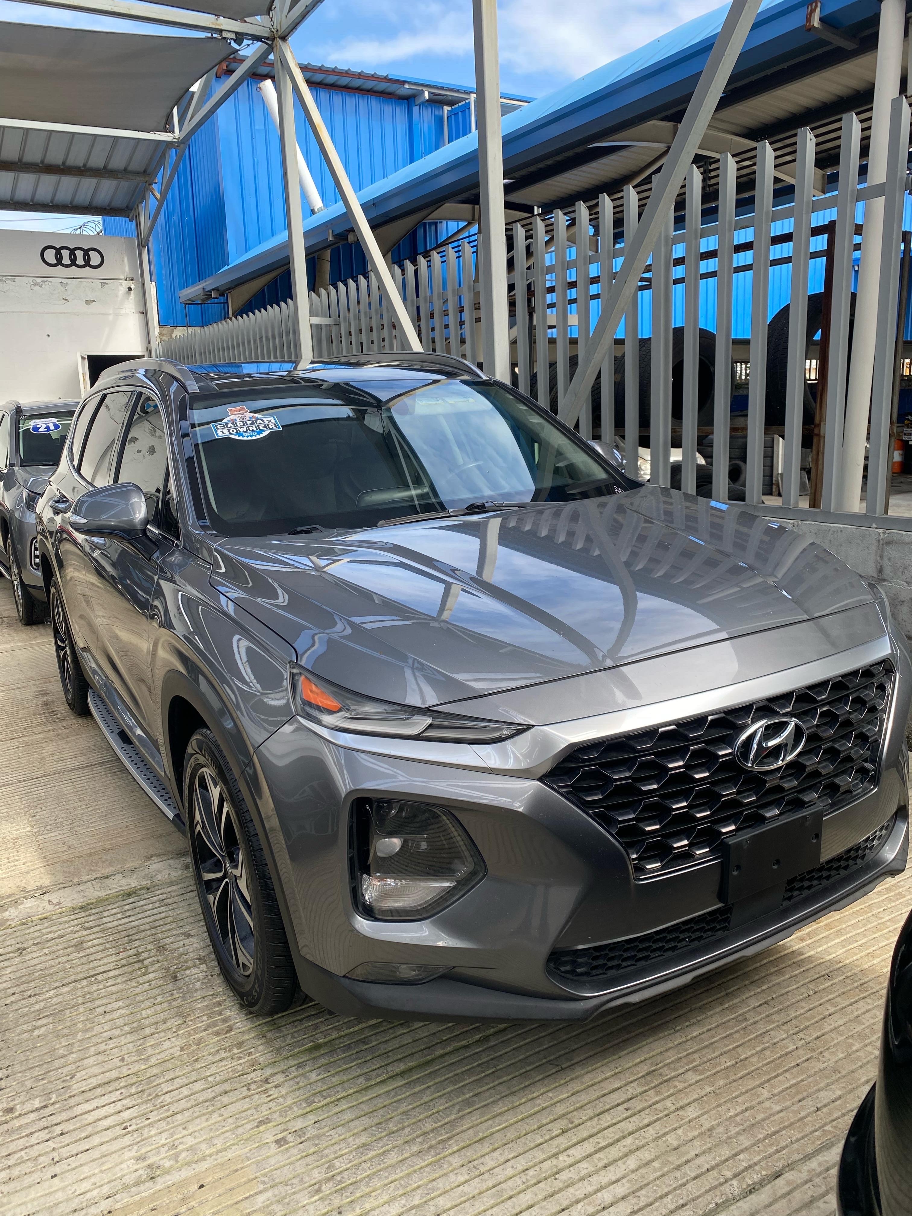 jeepetas y camionetas - Hyundai Santa Fe Limited 2019 3
