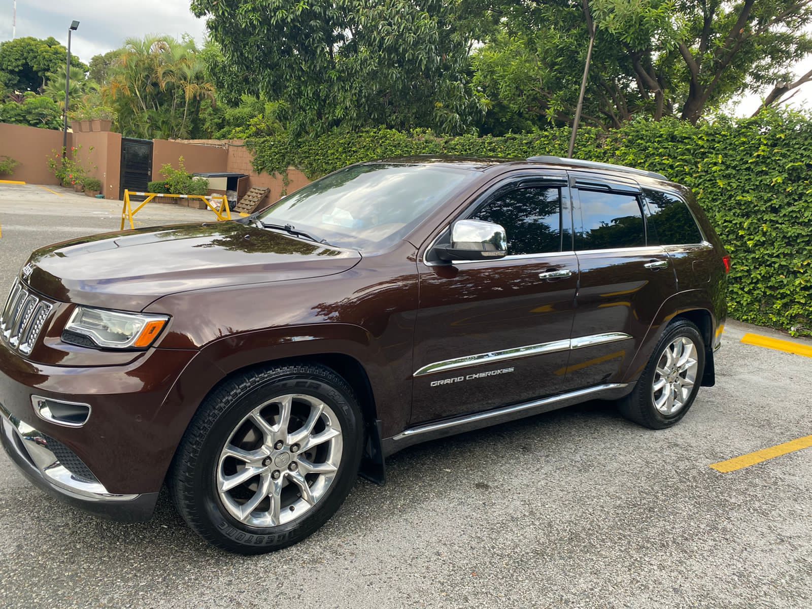 jeepetas y camionetas - GRAND CHEROKEE SUMMIT 2015  9