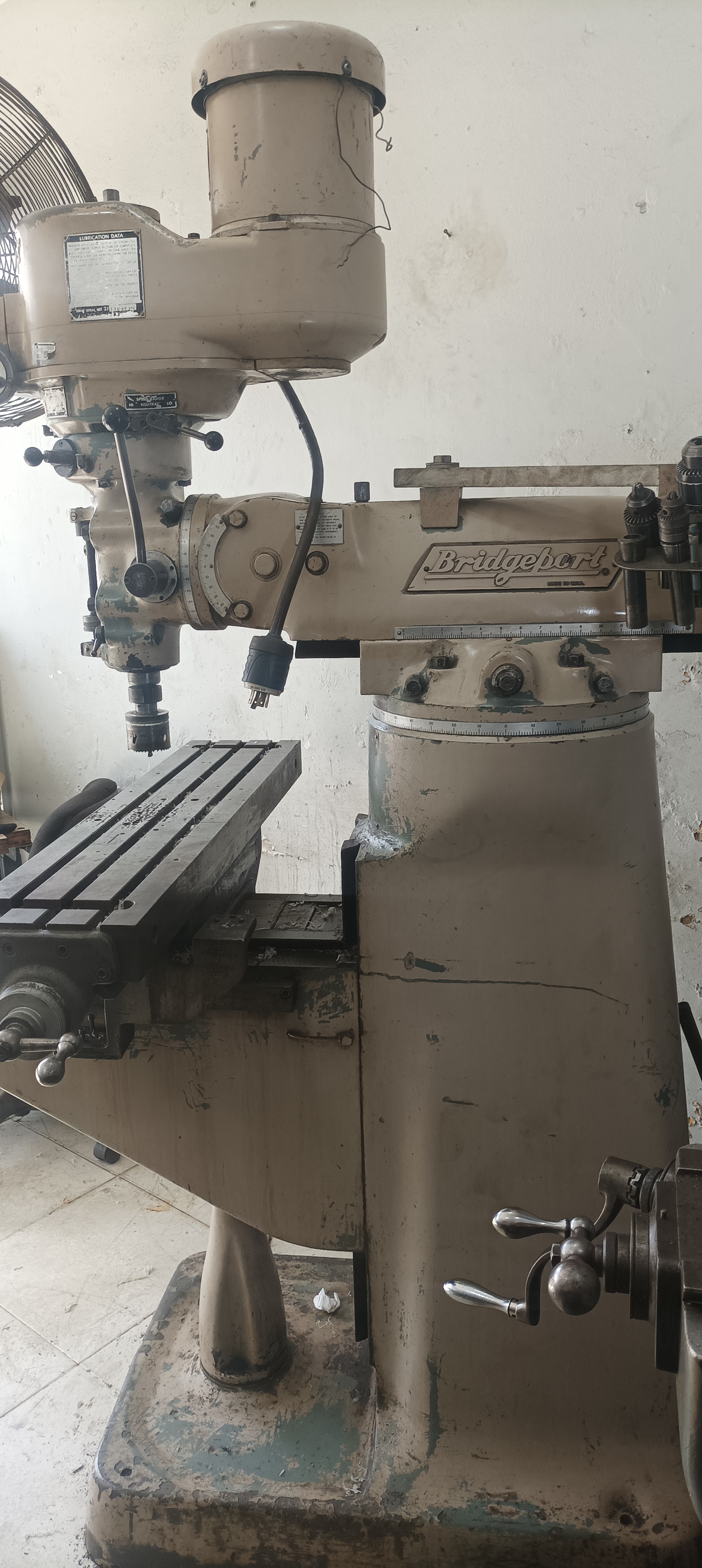 equipos profesionales - Fresadora vertical  0