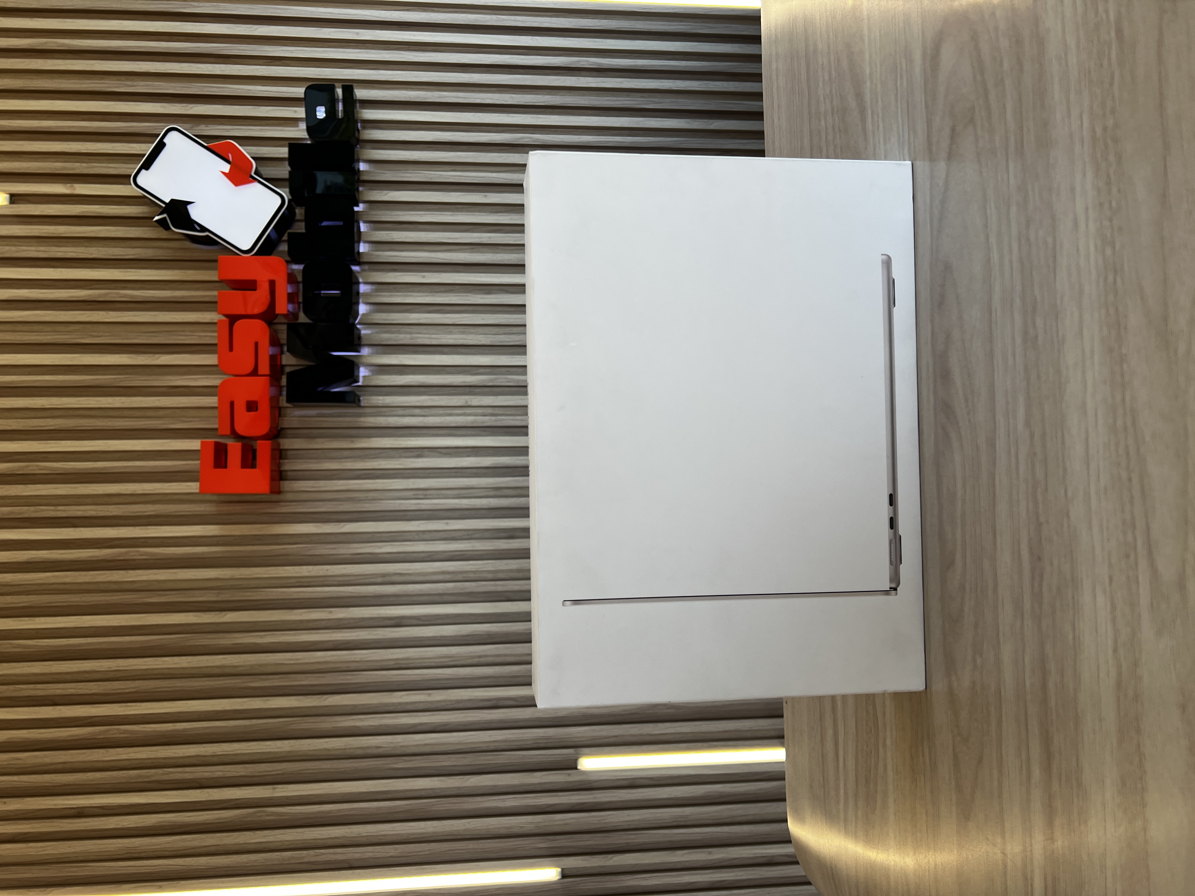 computadoras y laptops - MACBOOK AIR 13'' M4 16GB RAM 512GB SSD SELLADA  0