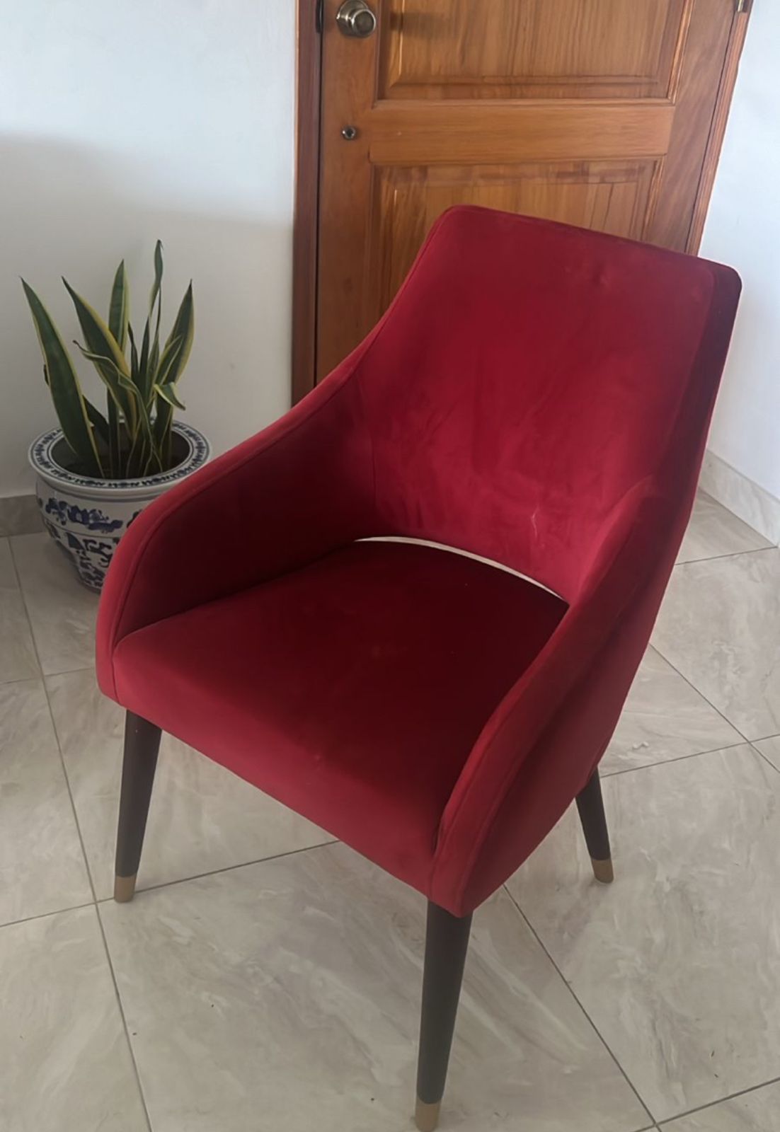 muebles y colchones - 🪑 Vendo 8 Sillas en Microfibra Original