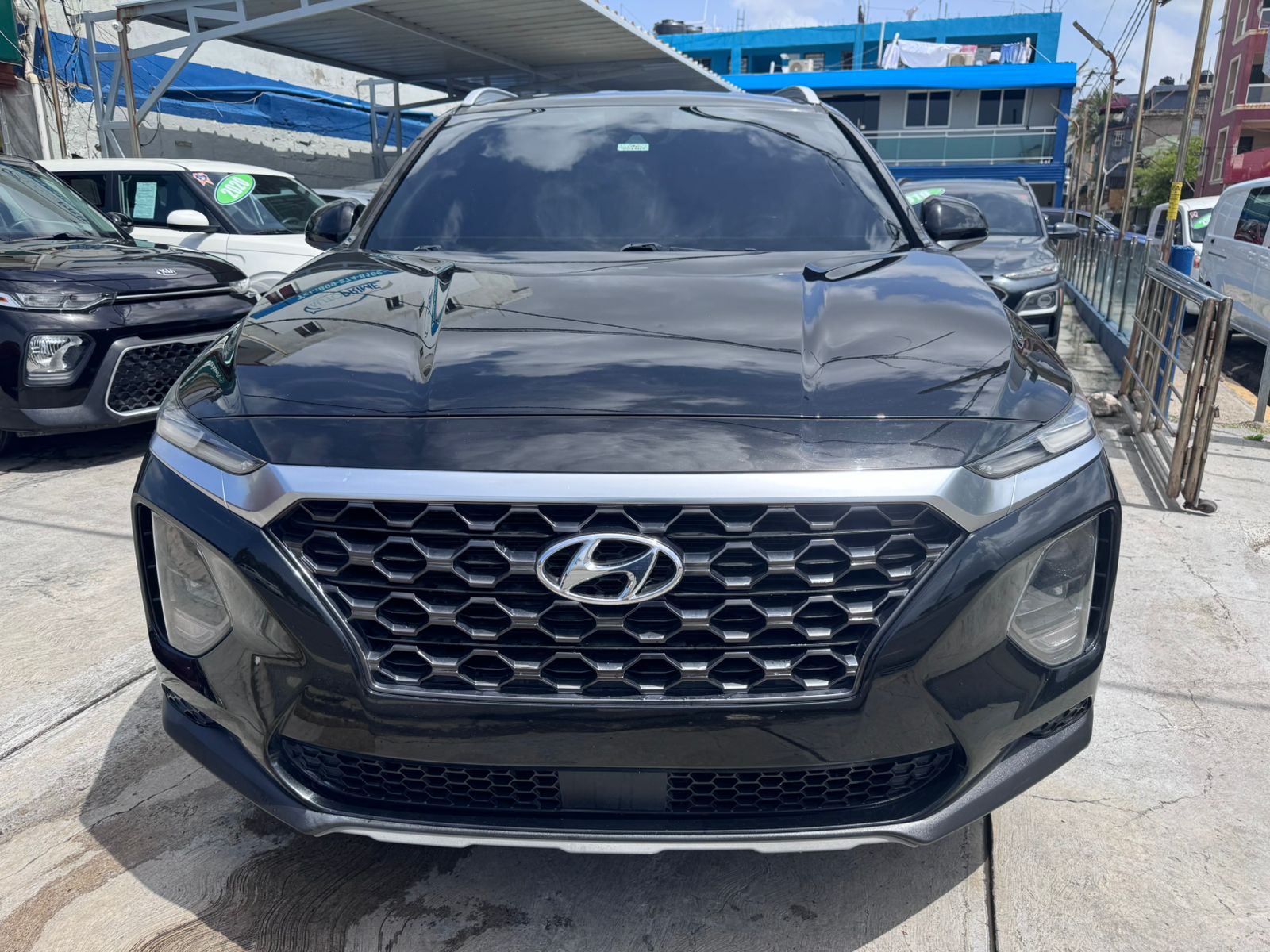 jeepetas y camionetas - Hyundai Santa Fe SE 2020 8