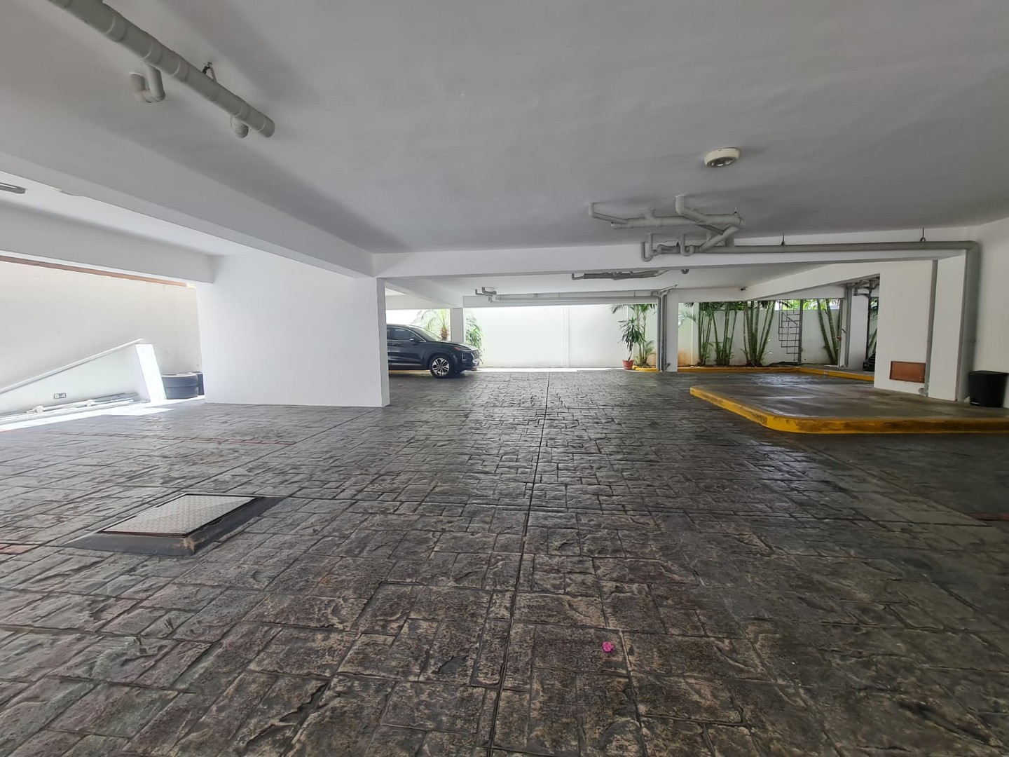 apartamentos - Avenida independencia km 7, Distrito nacional. Urbanización los Jardines del sur 4