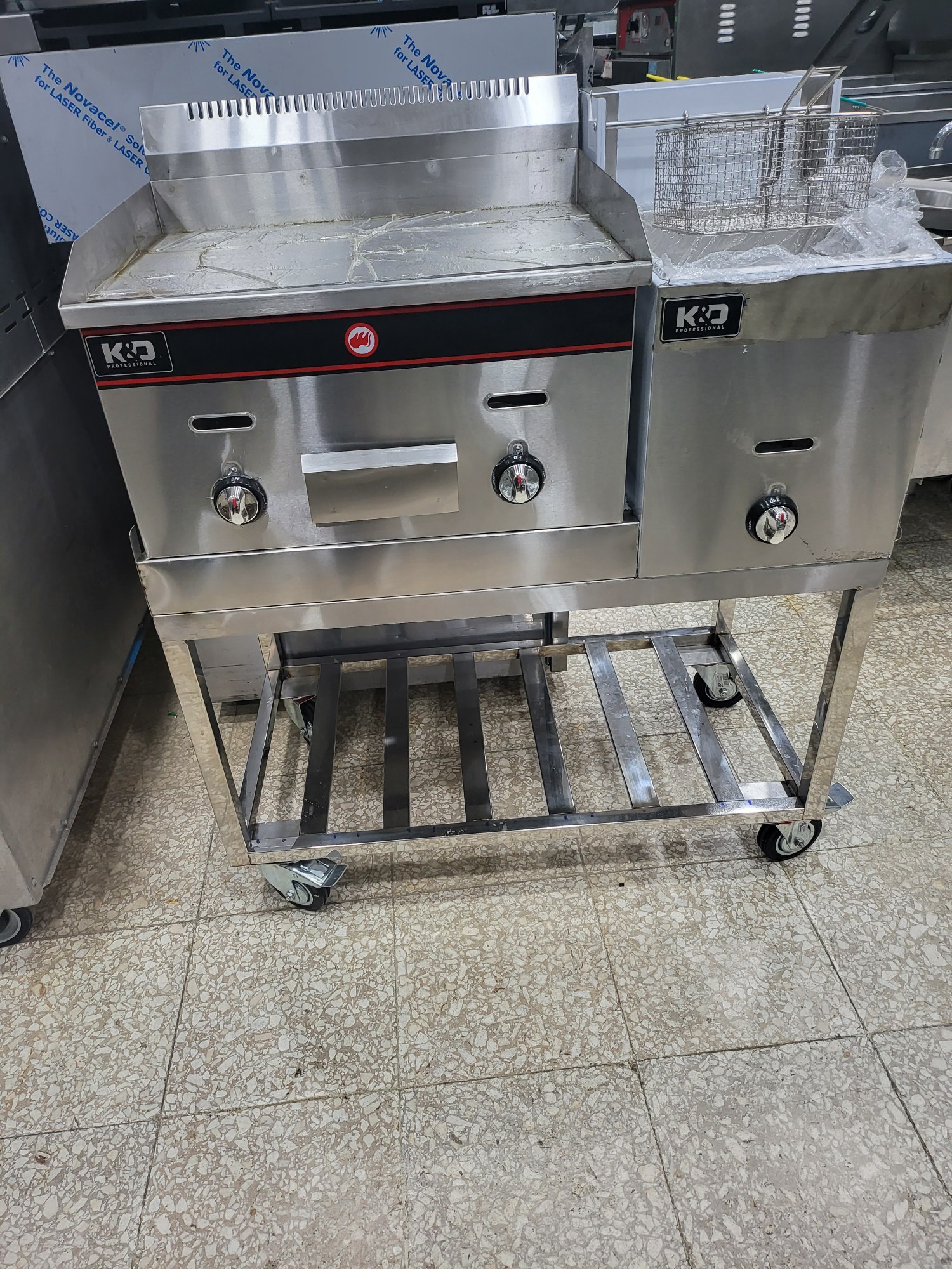 equipos profesionales - K&D, Mueble Plancha y Freidor  4
