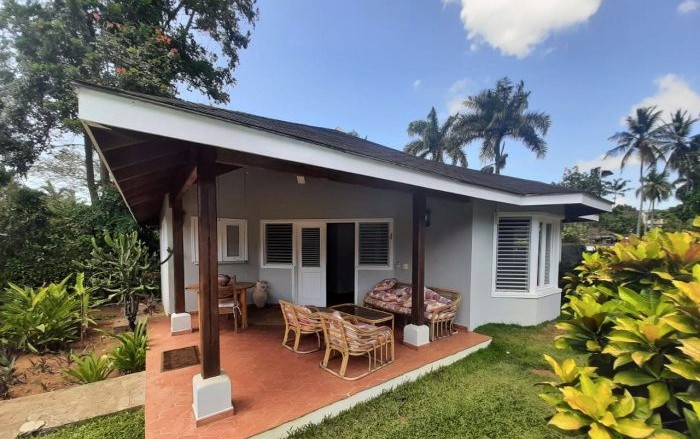 casas - Venta, Complejo de 3 Villas con piscina, Las Terrenas, Samaná 0