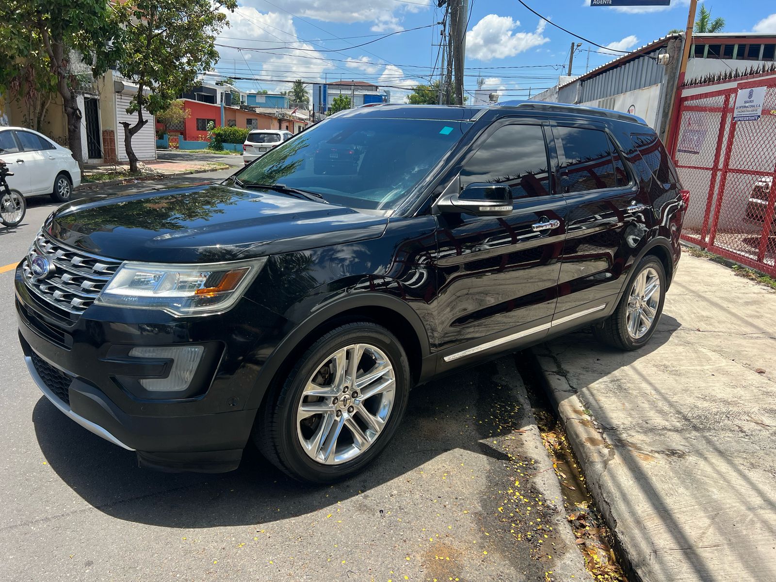 jeepetas y camionetas - ford explorer limited 2016 6
