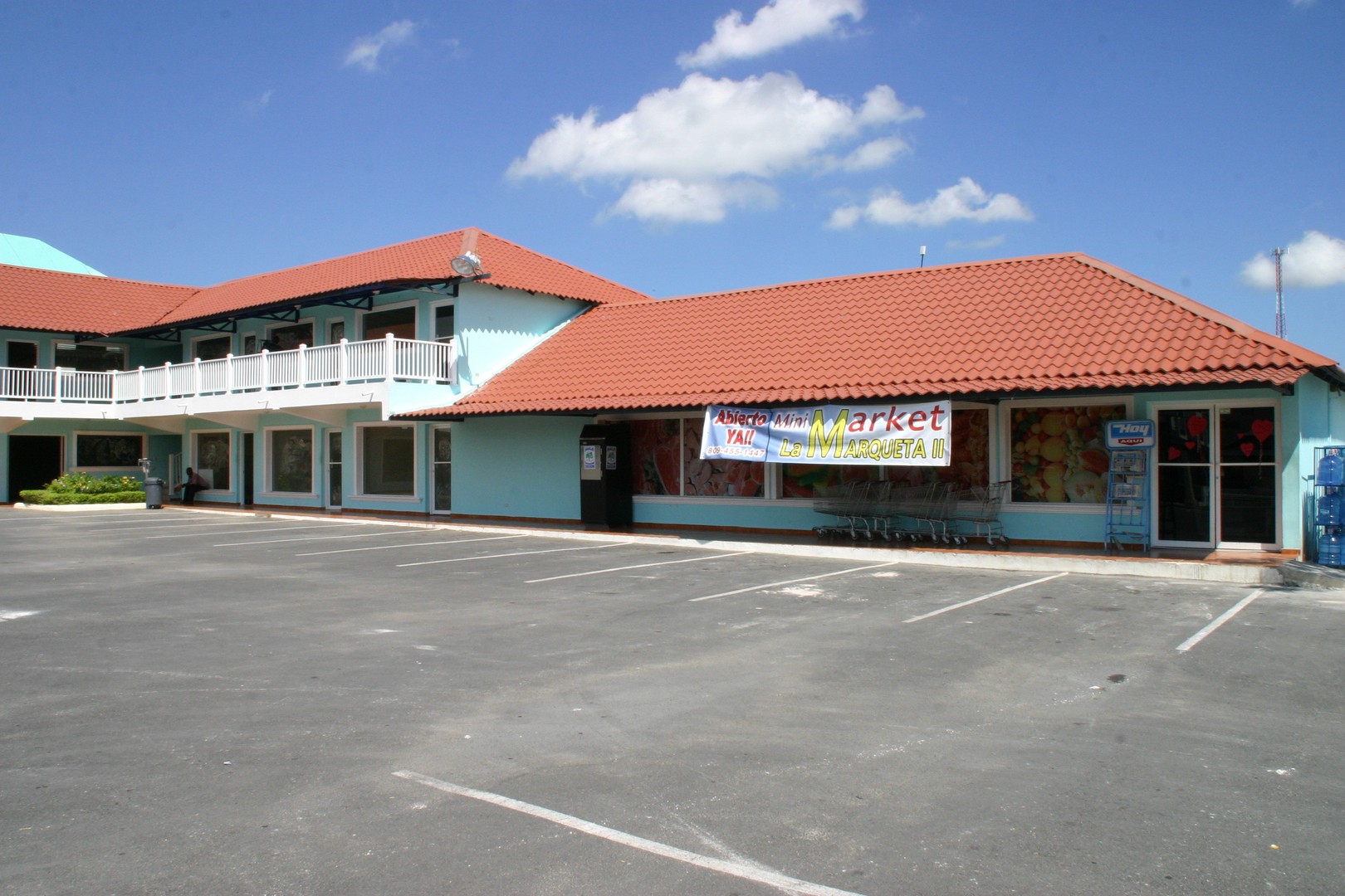 oficinas y locales comerciales - Plaza en venta en bávaro 1