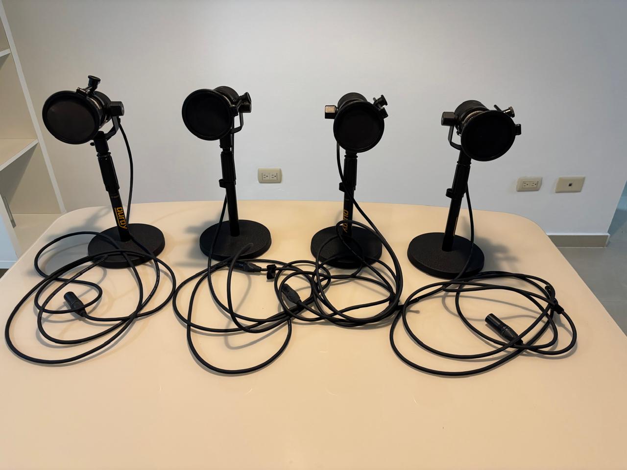 camaras y audio - Rode PodMic RD$6,000 c/u (4 disponibles)  0