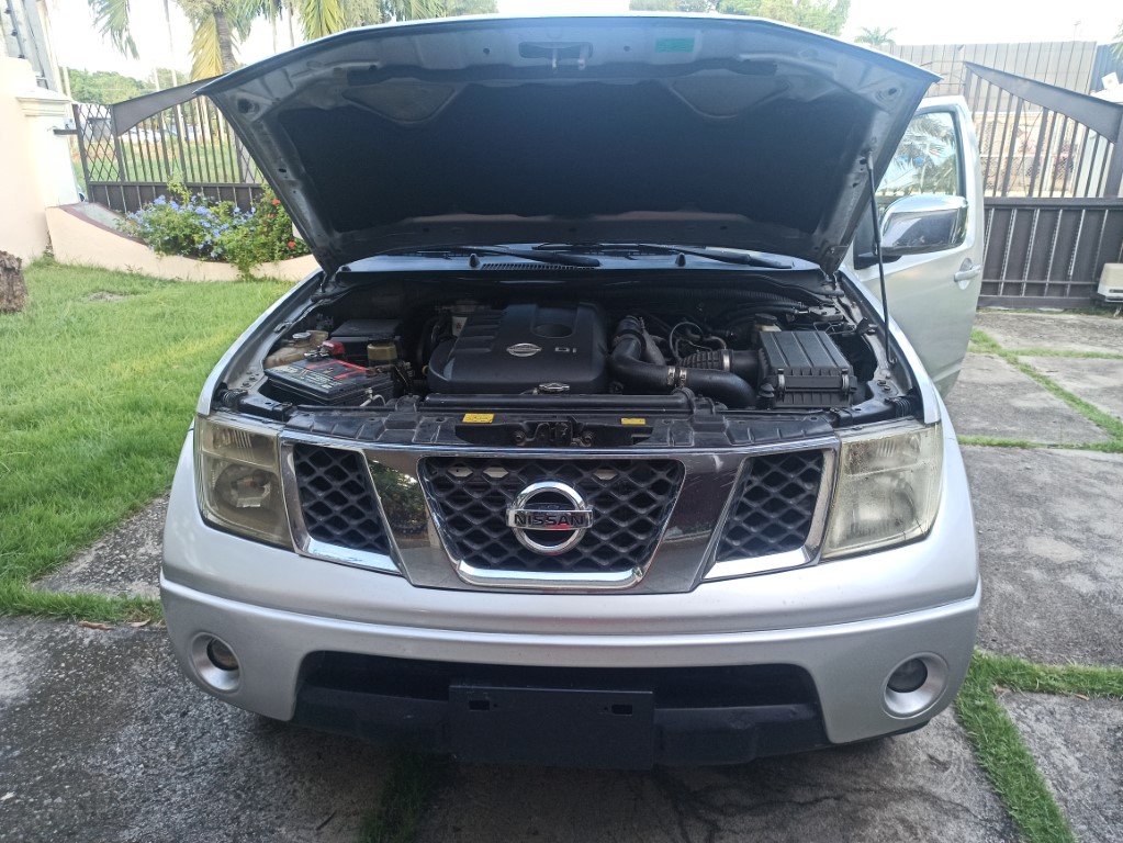 jeepetas y camionetas - Nissan Navara 2013 LE 4x4 Diesel 3