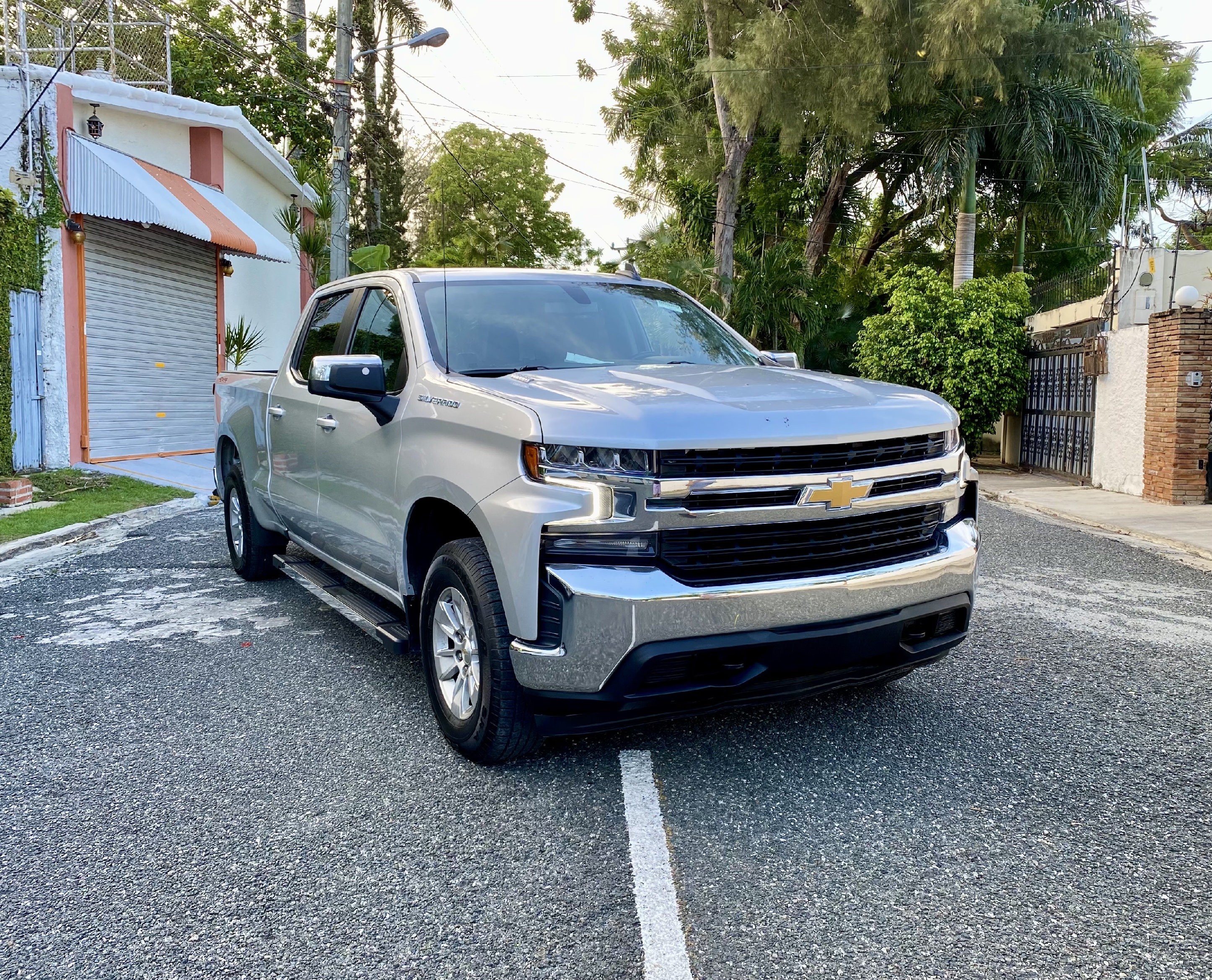 jeepetas y camionetas - Chevrolet Silverado 2021 1