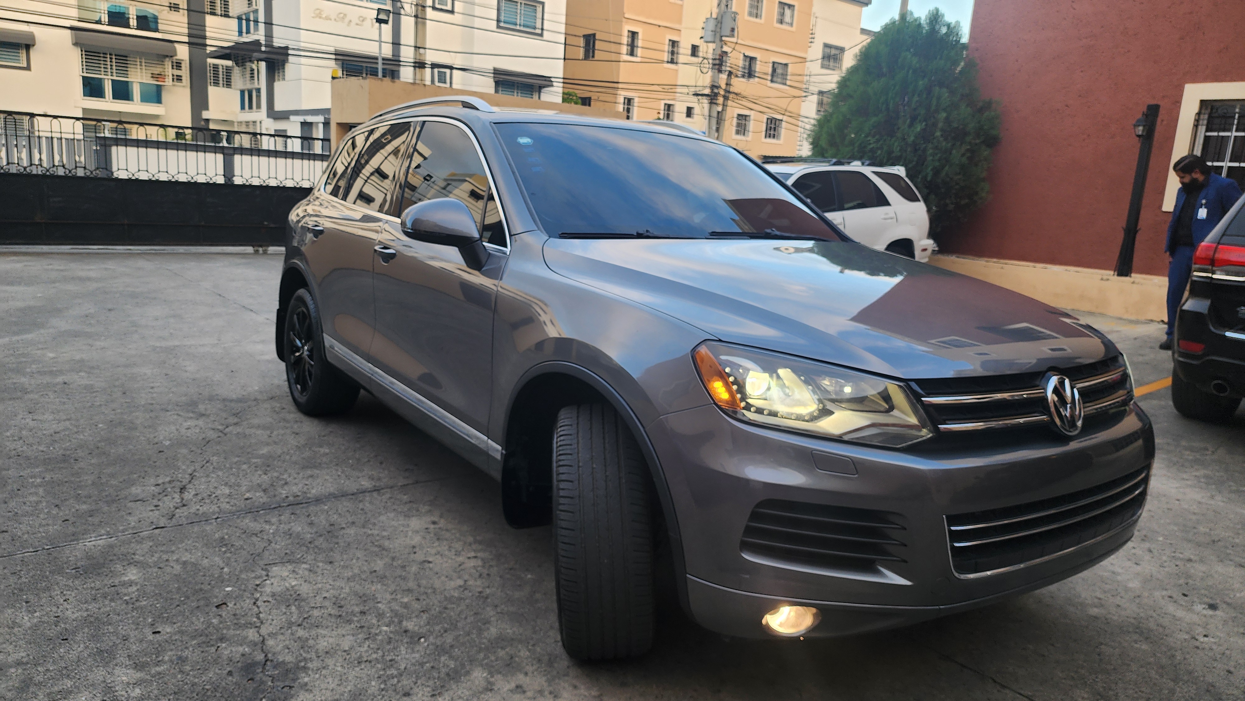 jeepetas y camionetas - volkswagen tuareg 2012 4