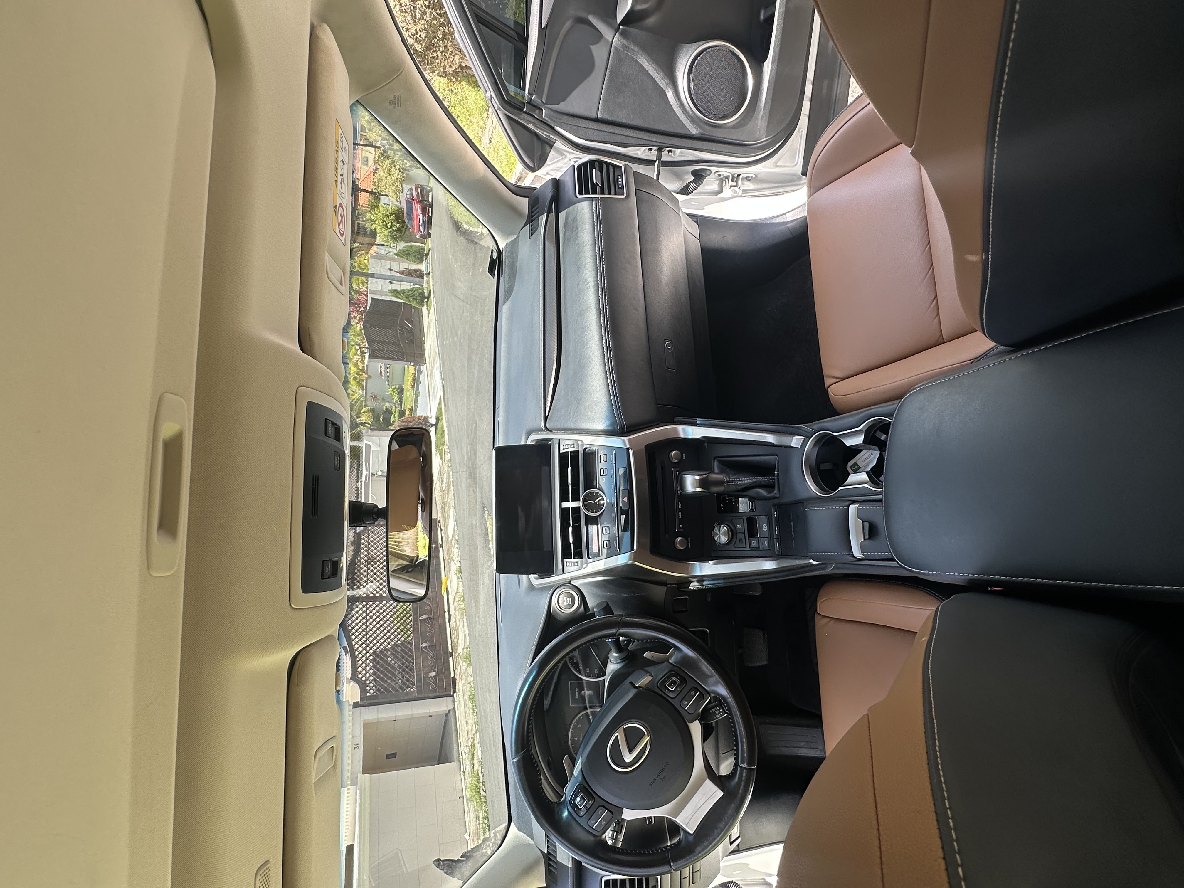 jeepetas y camionetas - Lexus nx300 4x4 2