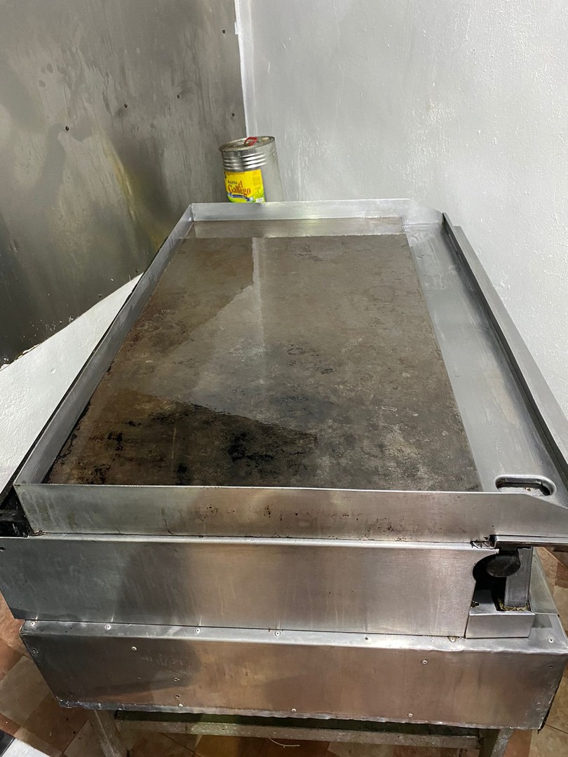 equipos profesionales - PLANCHA INDUSTRIAL AMERICANA  4