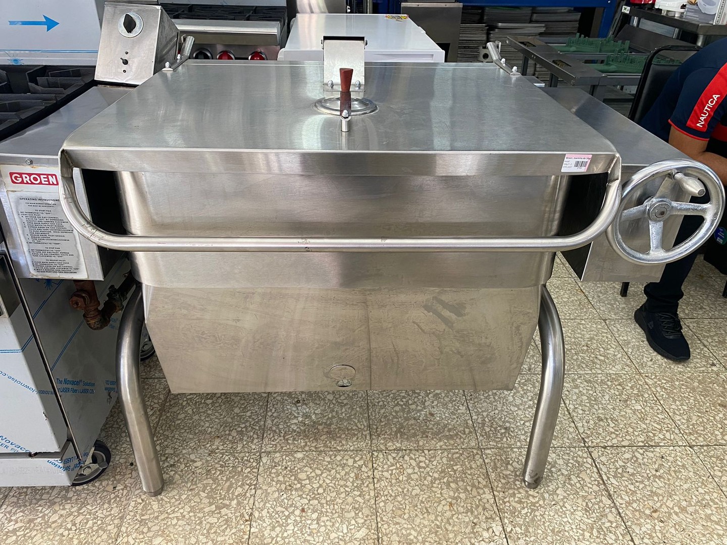 equipos profesionales - Groen Sarten Volteable de 30 Galones  1