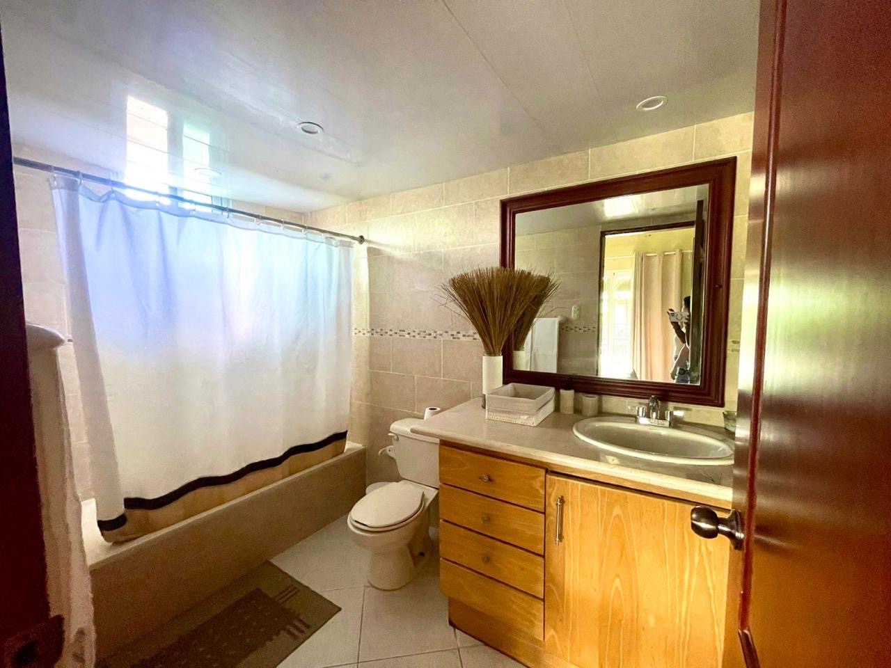 apartamentos - V excelente apartamento en Cocotal Golf, seguridad, confort y amenidades para ti 4