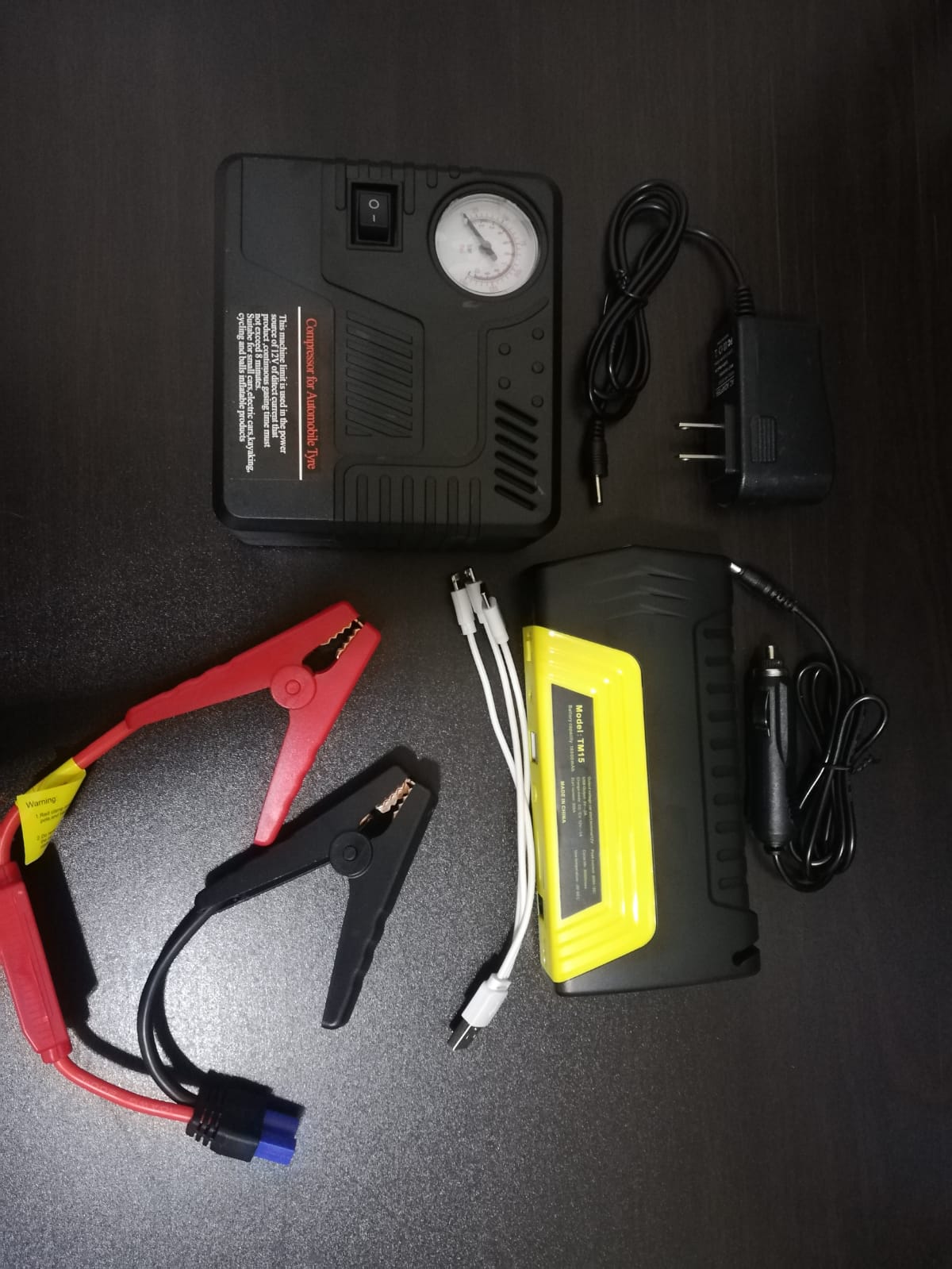 accesorios para vehiculos - JUMPER DE CARRO TM15 + BOMBA DE AIRE KIT TODO EN U 1