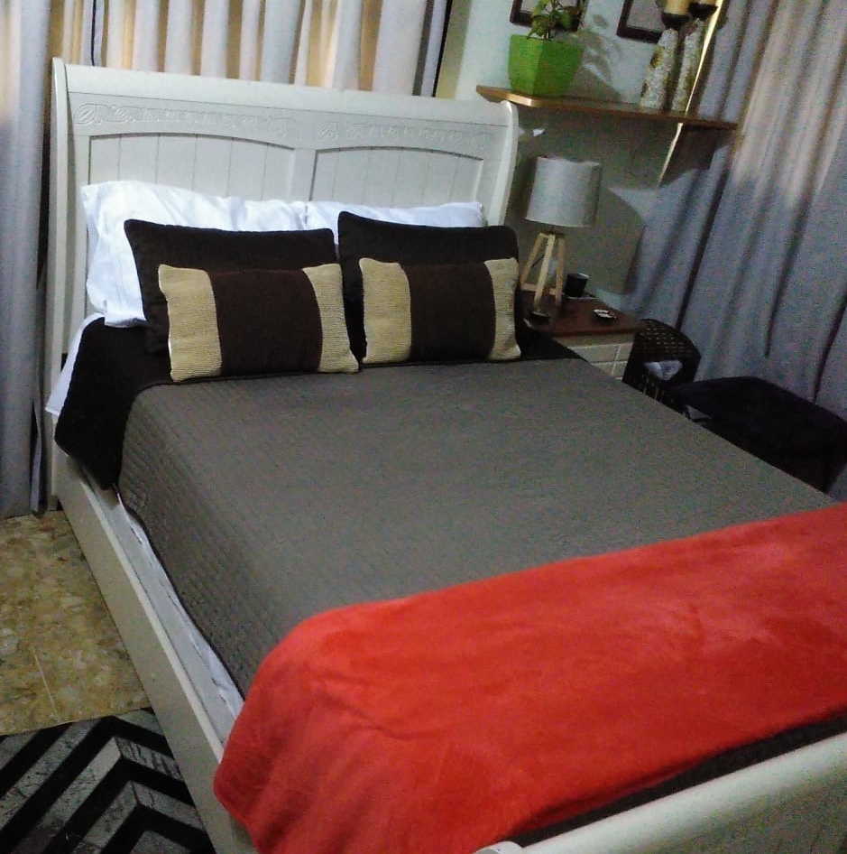 muebles y colchones - cama queen excelente condiciones. 0