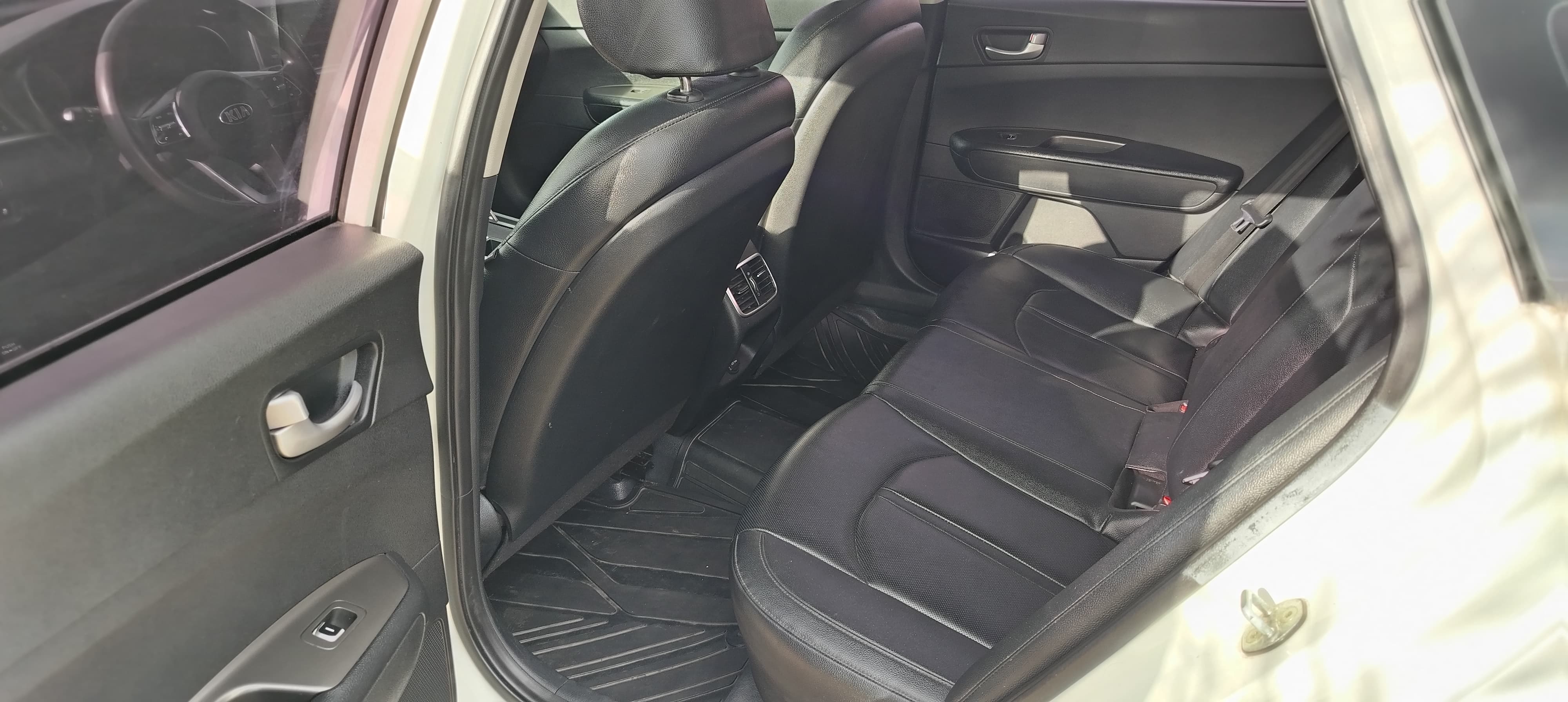 carros - KIA K5 2019