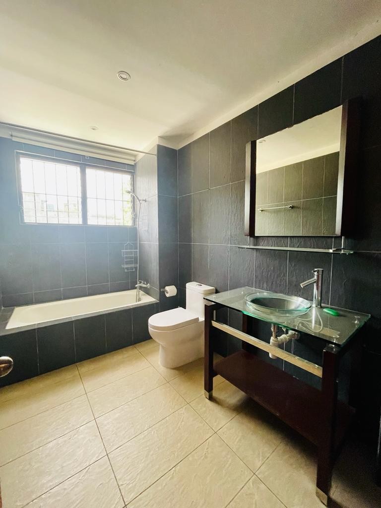 apartamentos - Alquiler Apartamento de 2 Habitaciones con Piscina, Zona Colonial, Santo Domingo 6