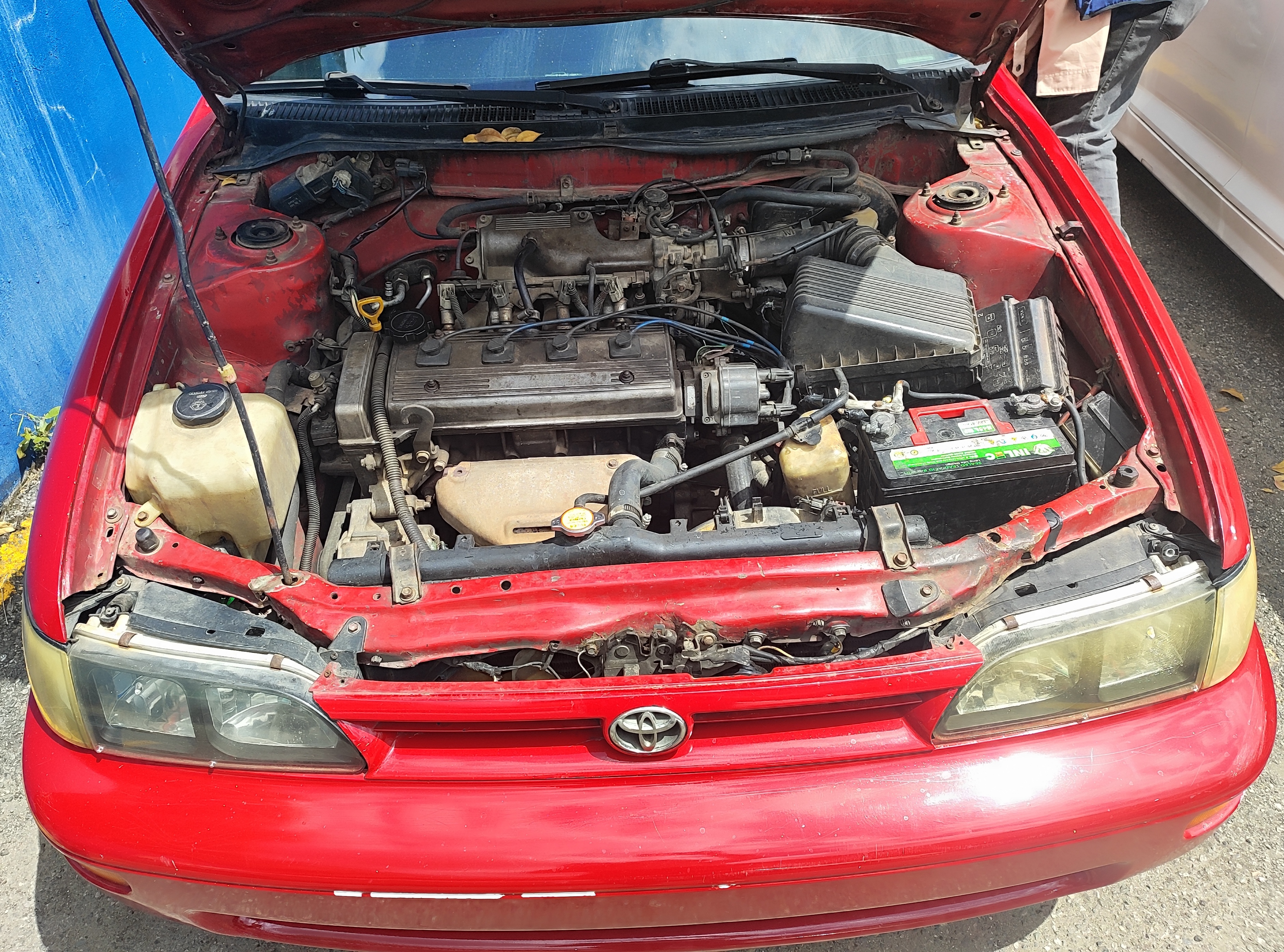 carros - Toyota Corolla 97 rojo 240  4
