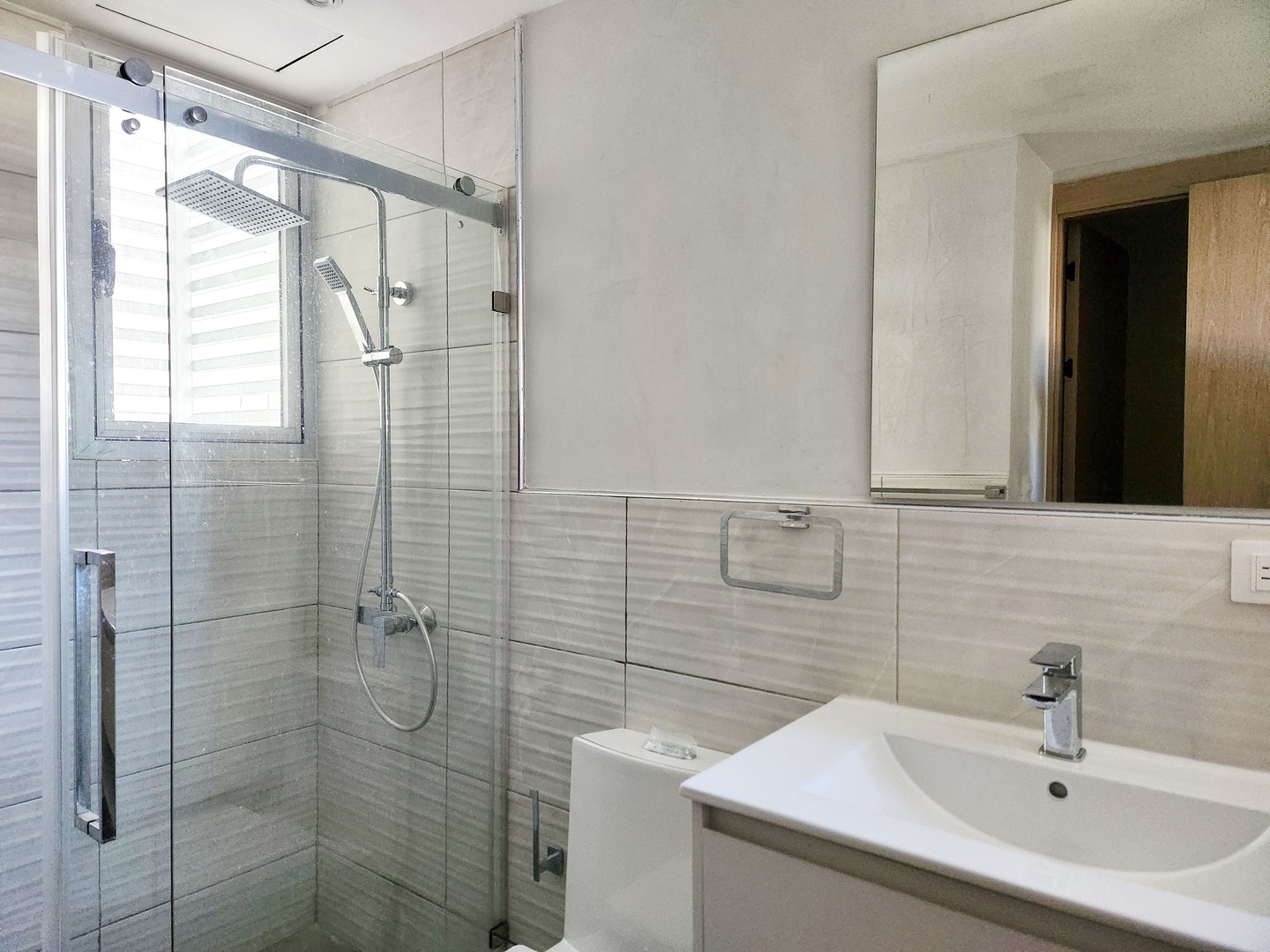 apartamentos - Apartamento en alquiler en Naco. Nuevo a estrenar, buena distribución 2