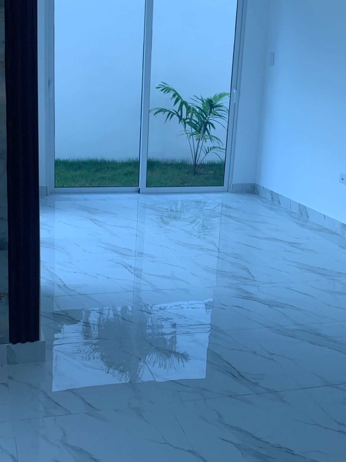 casas - 🏡 Casa Nueva de 2 Niveles en El Doral – Lista  4