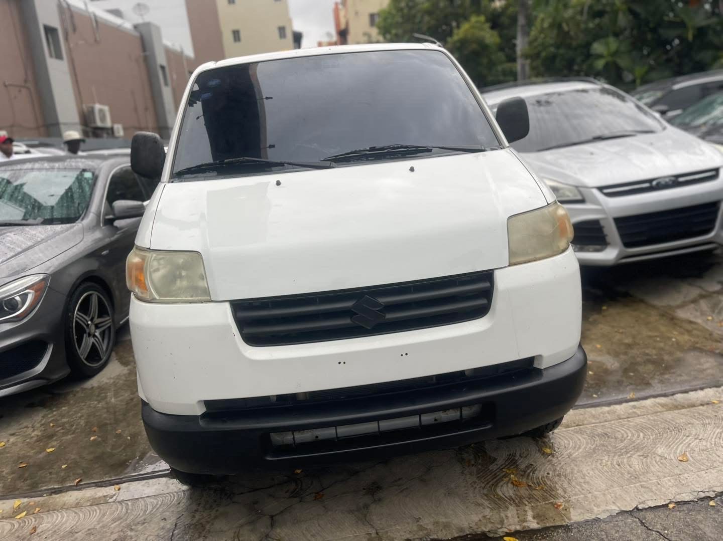 jeepetas y camionetas - SUZUKI APV 2019 1
