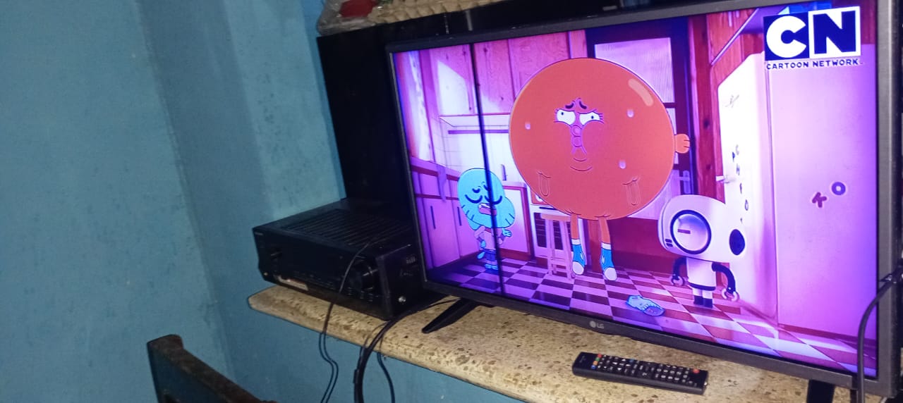 tv - Vendo TV LG 32 pulgadas Smart TV - oportunidad barata con su control original 