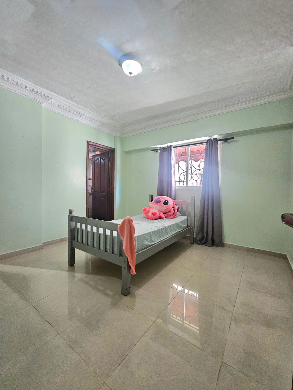 apartamentos - Apartamento en venta en Evaristo Morales de 3 hab. 2