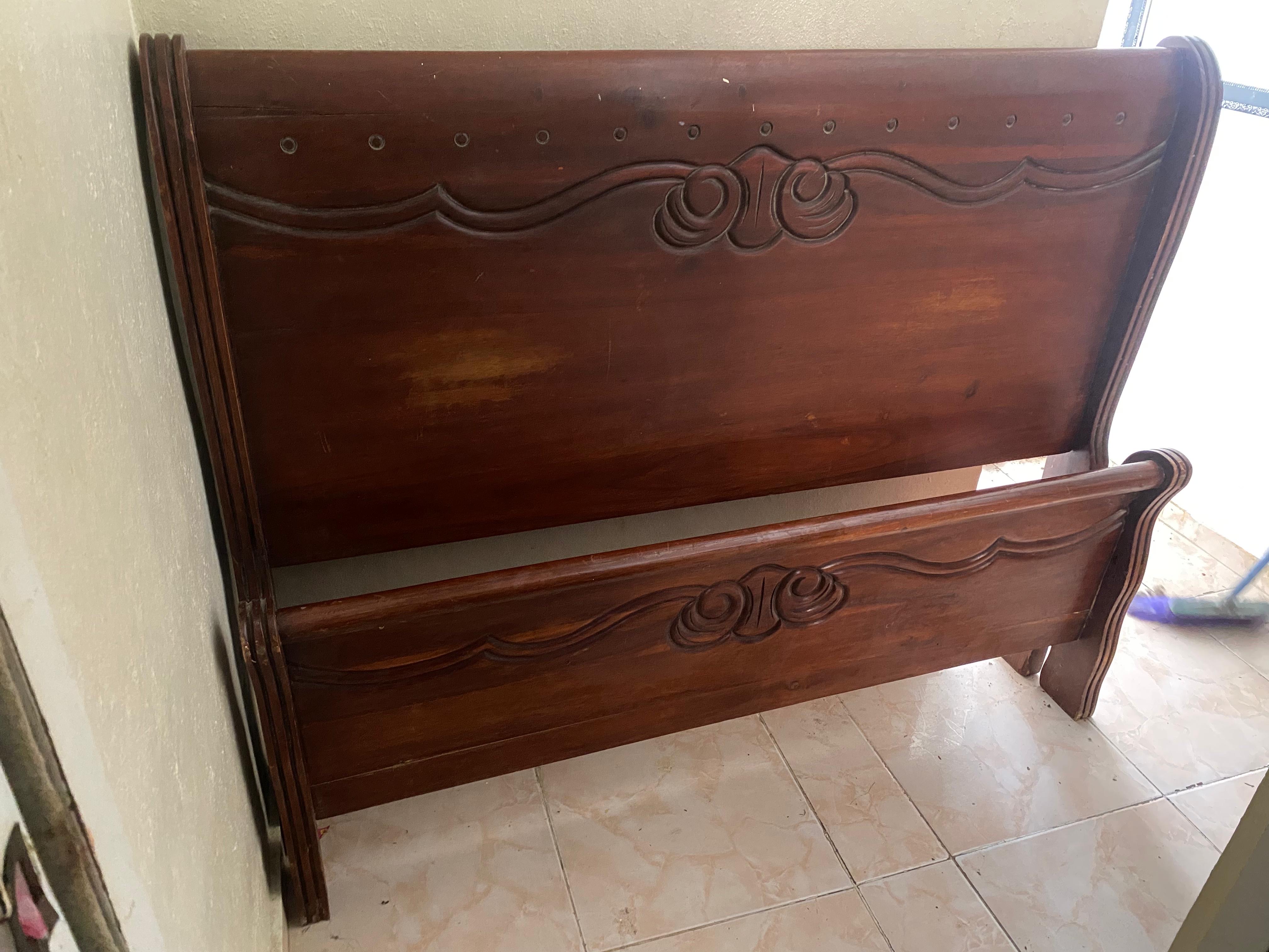 muebles y colchones - juego de habitación en caoba negociable