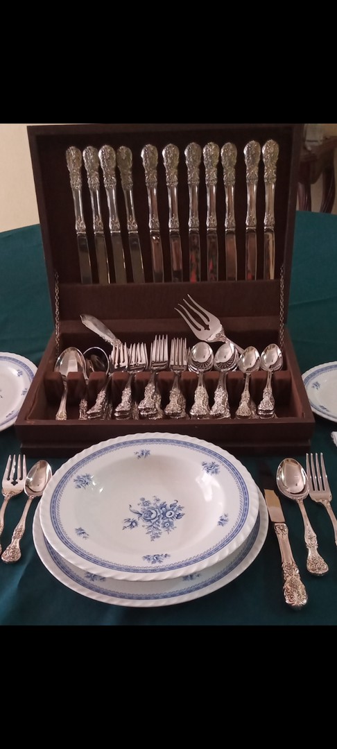 decoración y accesorios - Juego de fina Cubertería para 12 personas. 2