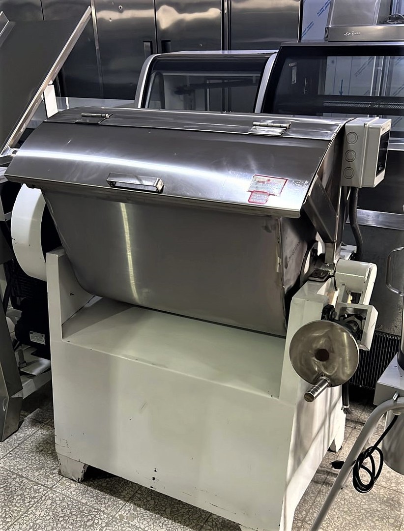 equipos profesionales - Revolvedora Industrial 0