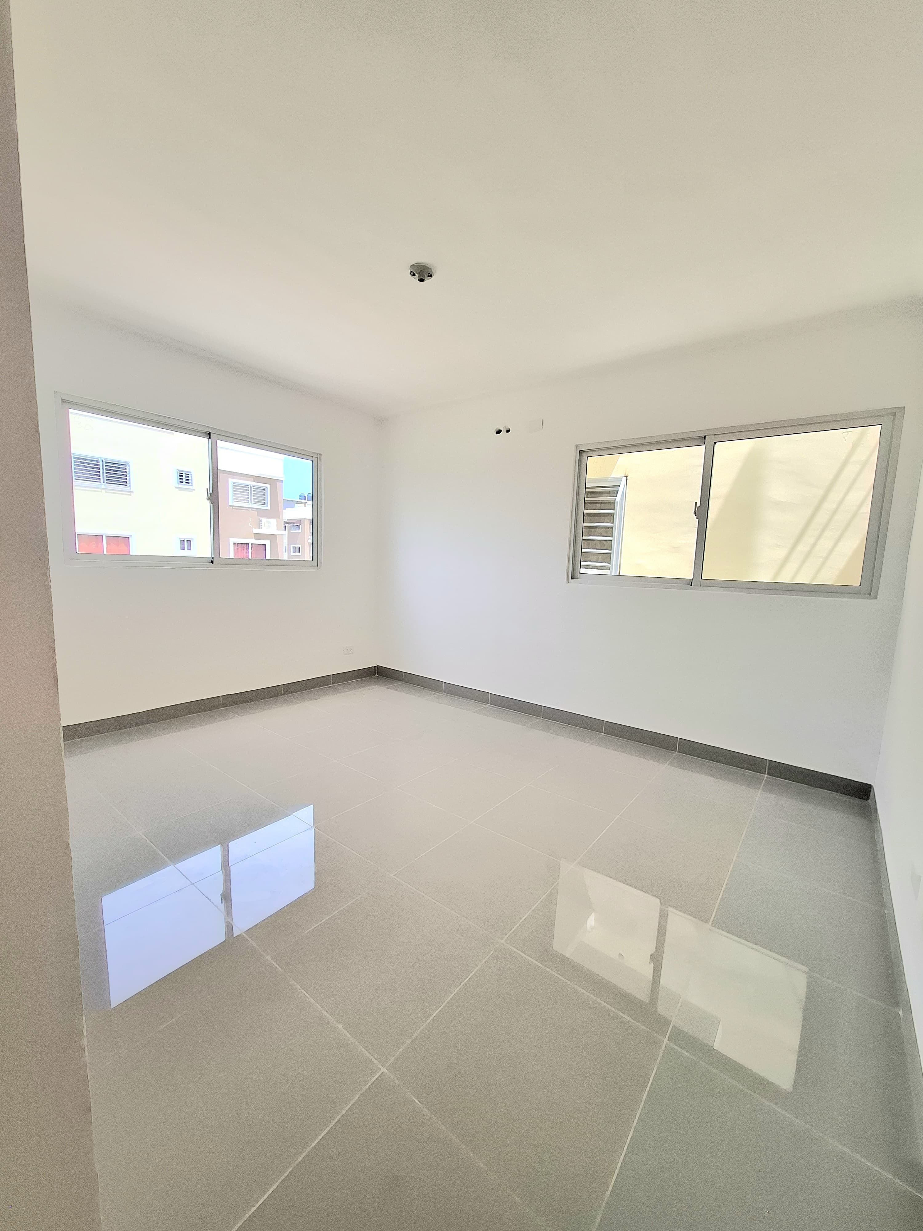 apartamentos - Alquilo Apartamento NUEVO, en Residencial Colinas  5