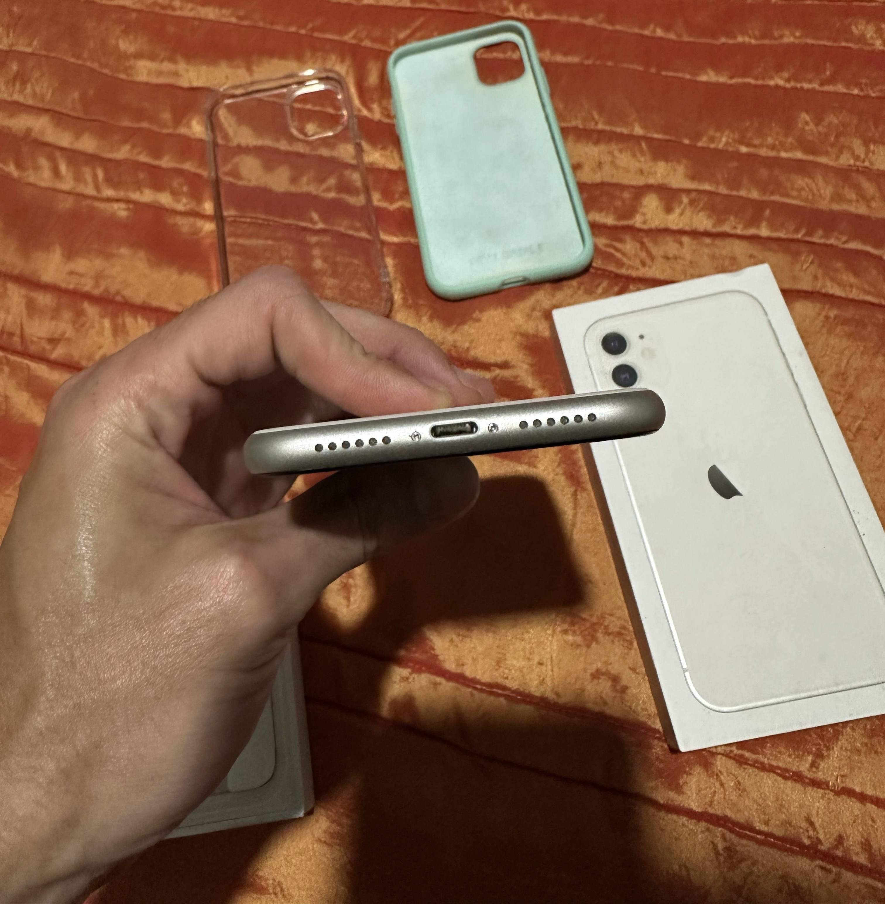 celulares y tabletas - Vendo iphone 11 64gb