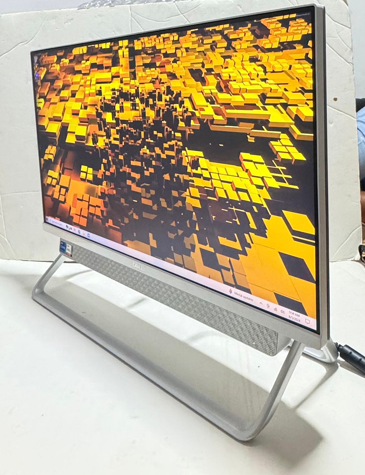 computadoras y laptops - DELL Inspiron ALL IN ONE 24, FHD Touch, i5 11th 3