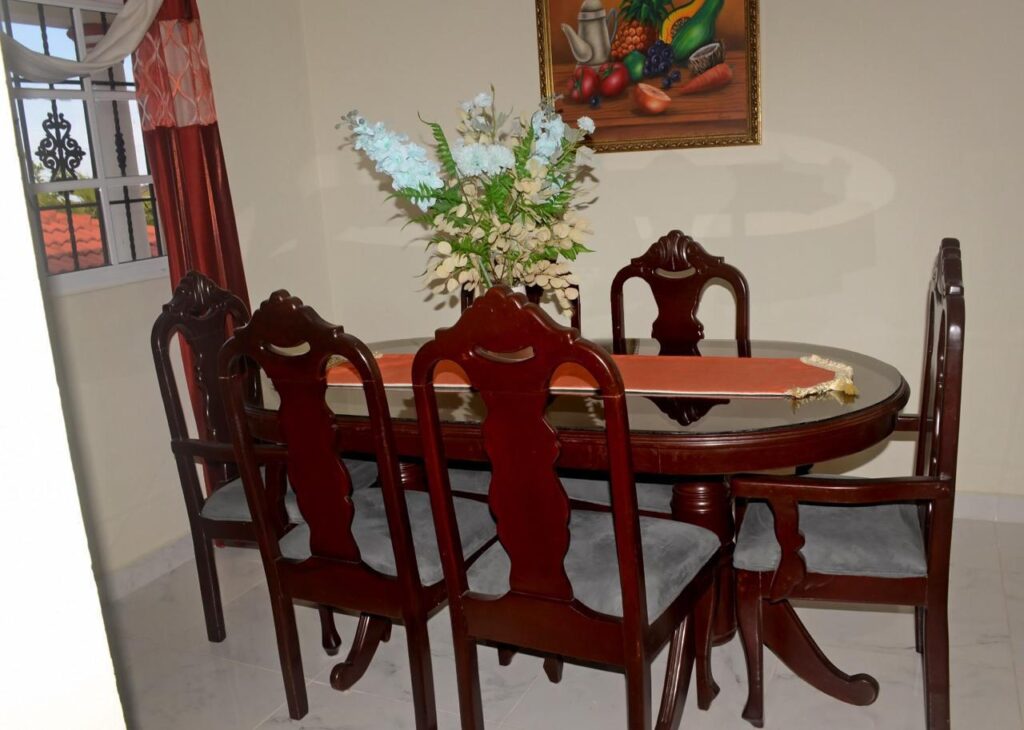 apartamentos - 1663- CASA CON APTOS. EN TORRE ALTA, PUERTO PLATA  5