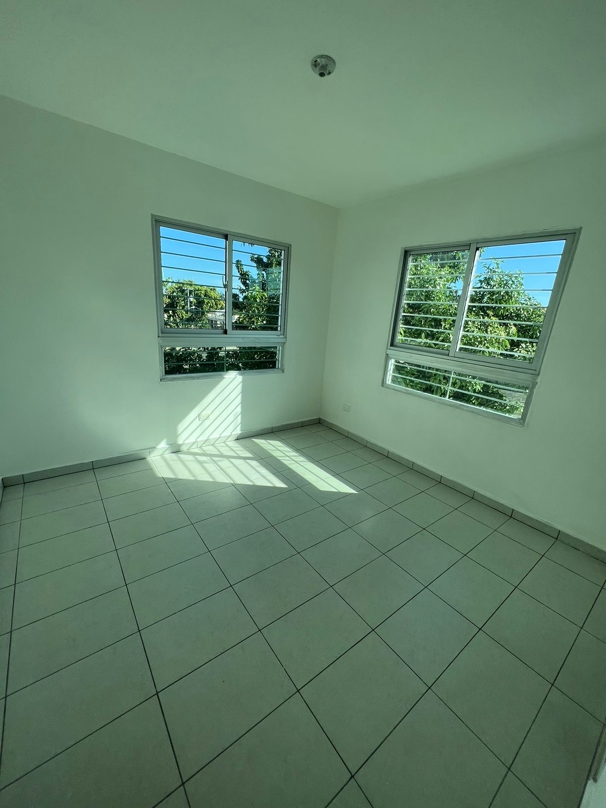 apartamentos - Vendo apartamento! República de colombia, Arroyo Hondo III 3er piso con 129mts  6