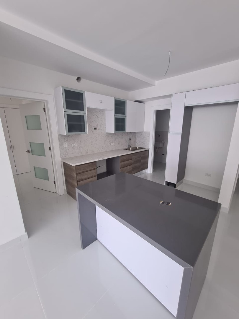 apartamentos - Se alquila apartamento con linea blanca en Urb. Real 5