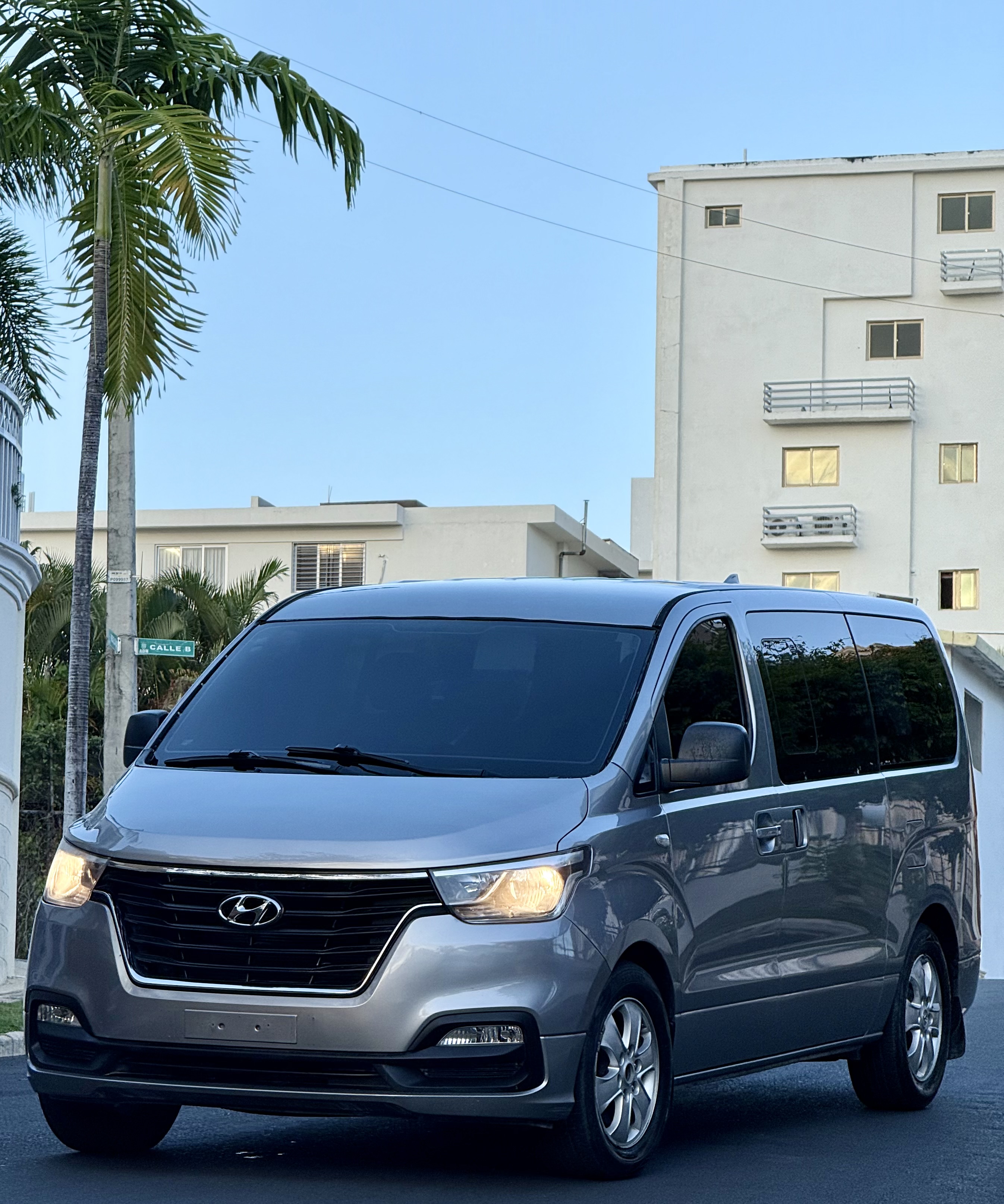 otros vehiculos - Hyundai Grand Starex 2019 turbo Diesel automatico 