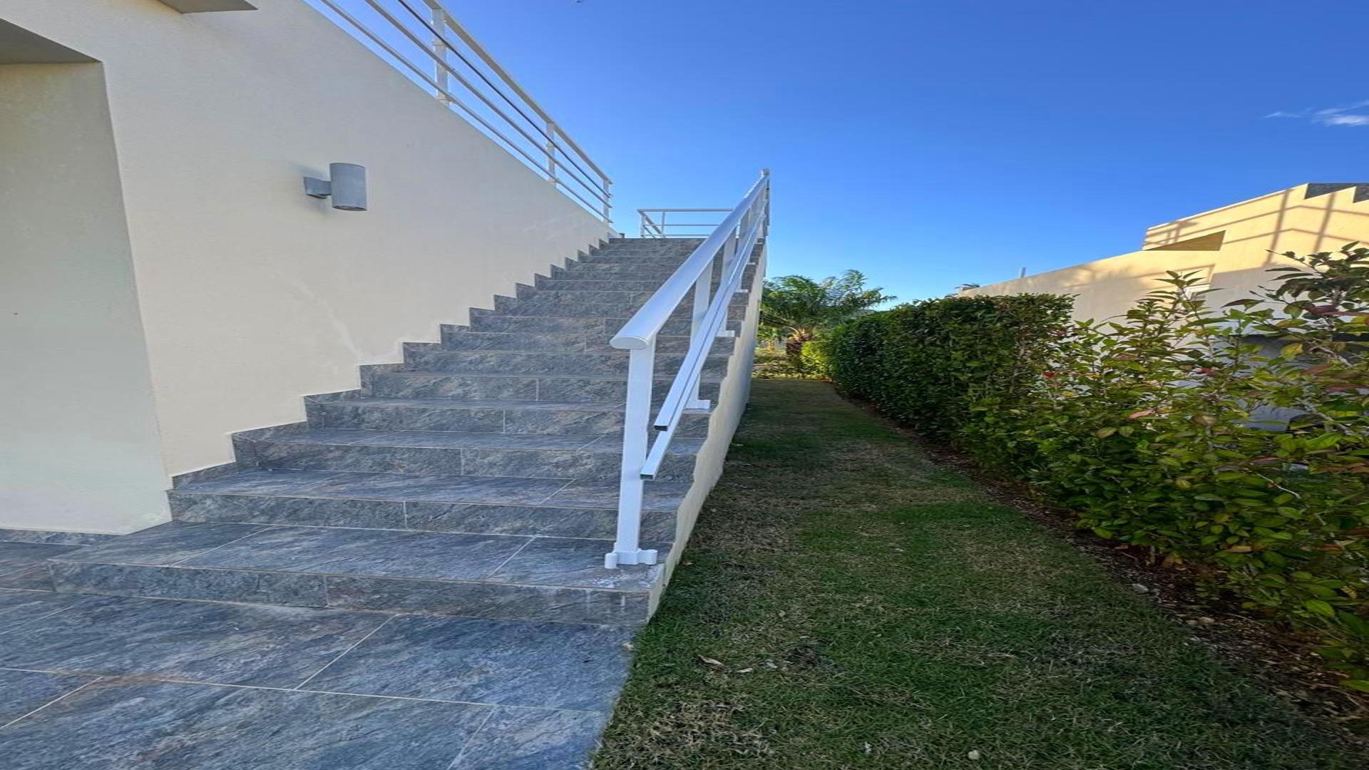 casas - Moderna casa en Cabrera 9
